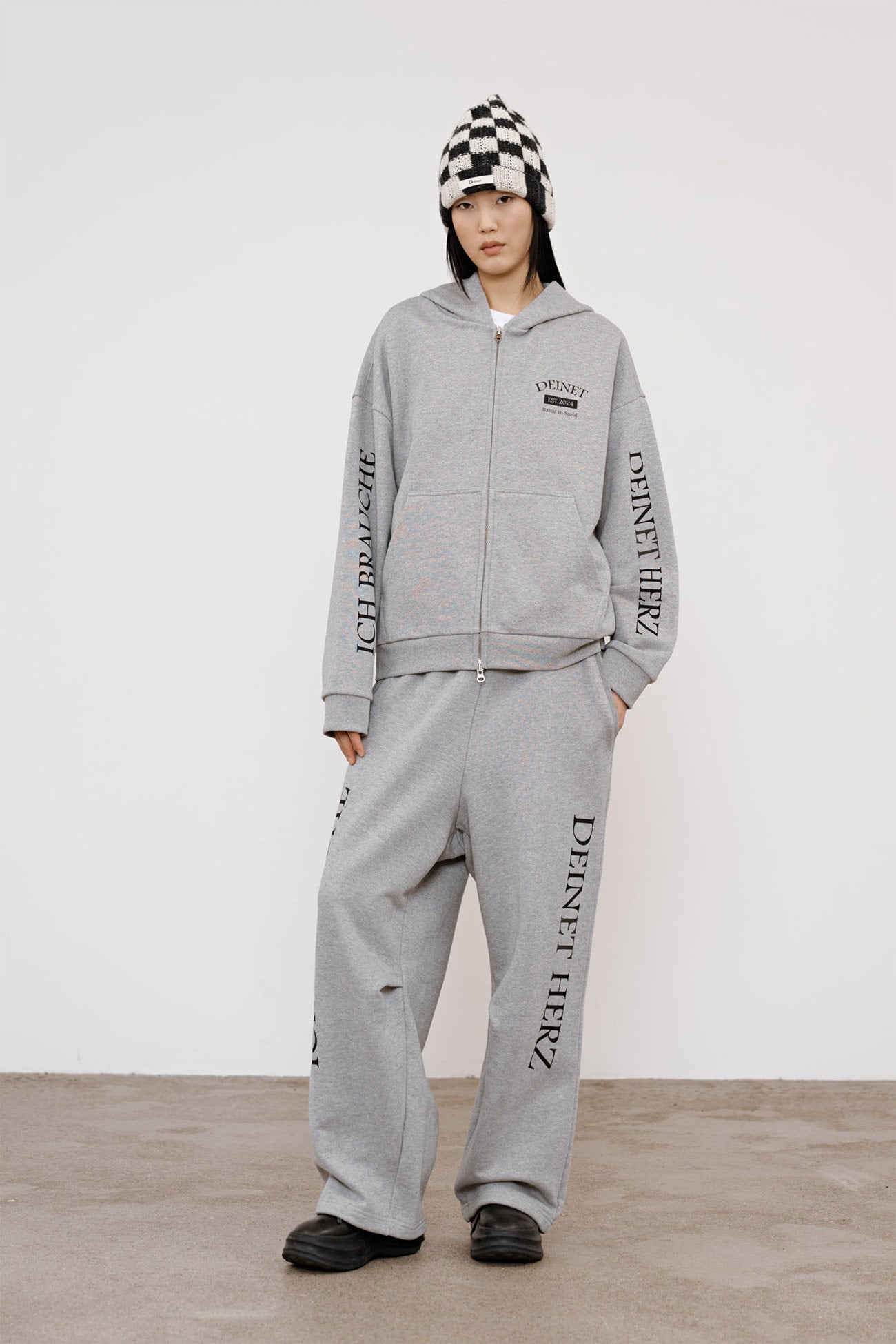 Deinet - German Lettering Hoodie Zip-Up (Melange Grey) product image 6 | TRAB K-Fashion Australia