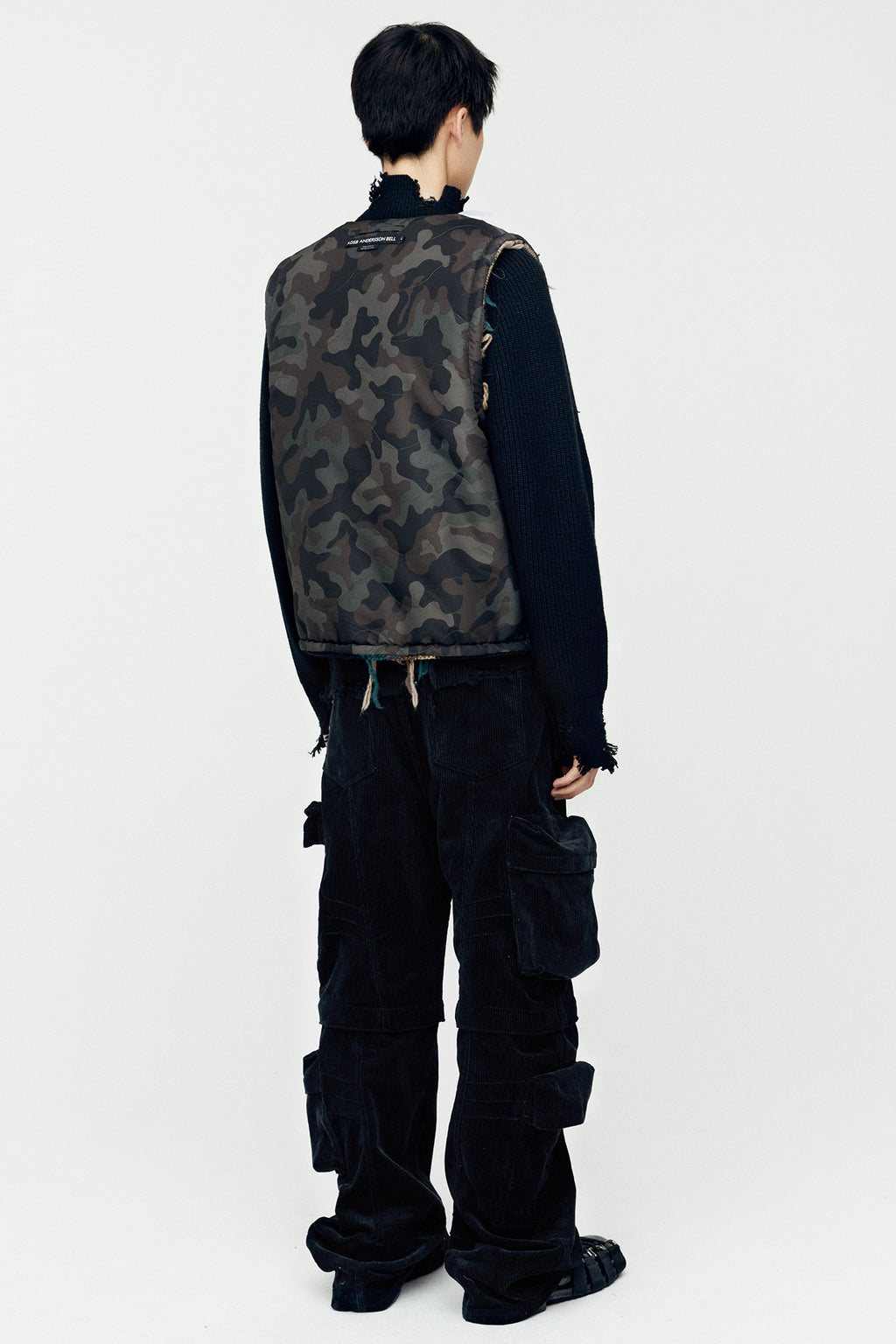 Andersson Bell - Camouflage Reversible Knit Vest (Black) product image 2 | TRAB K-Fashion Australia