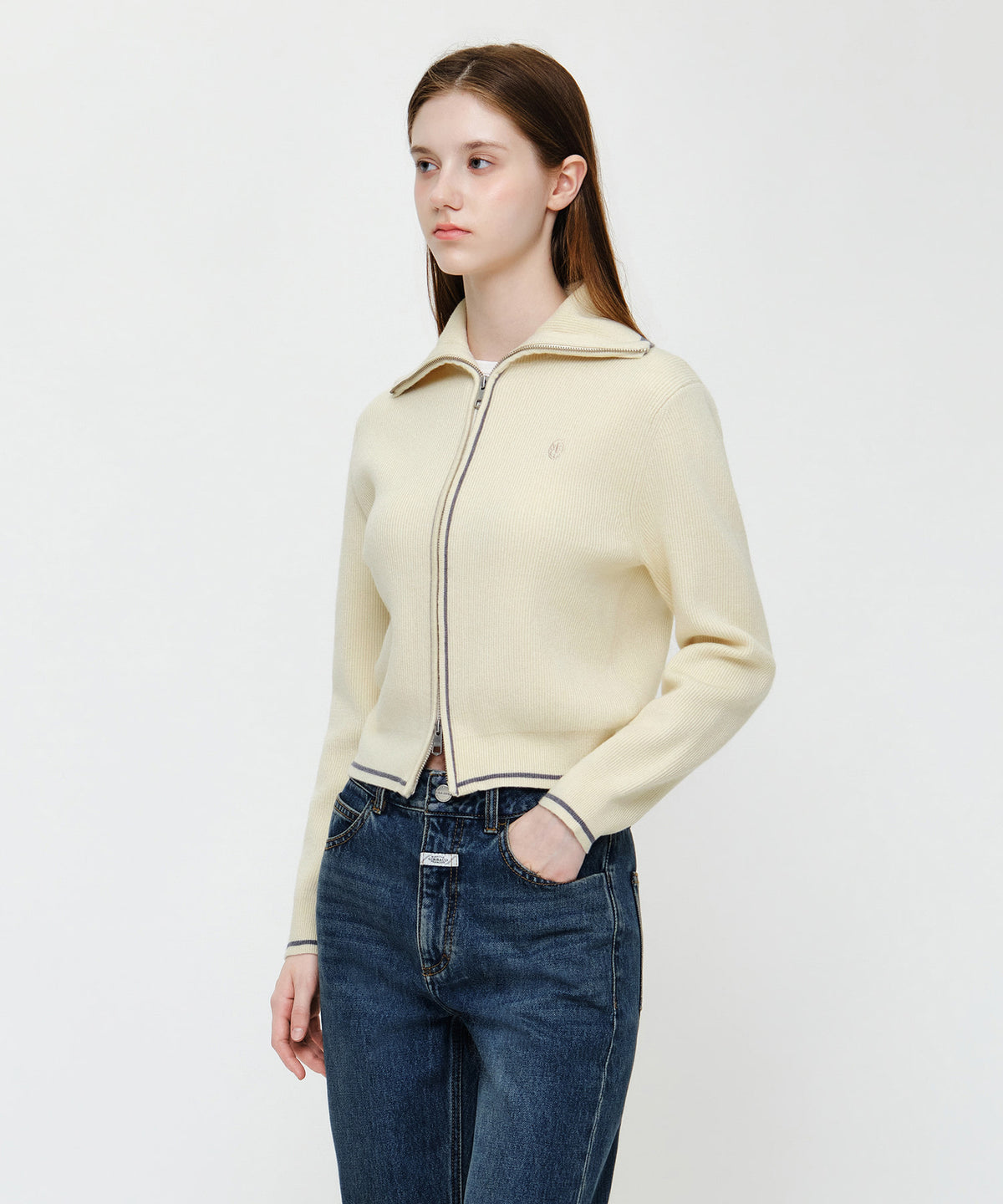 Marithe & Francois Girbaud - Big Collar Crop Zip-up Cardigan (Ivory) product image 2 | TRAB K-Fashion Australia