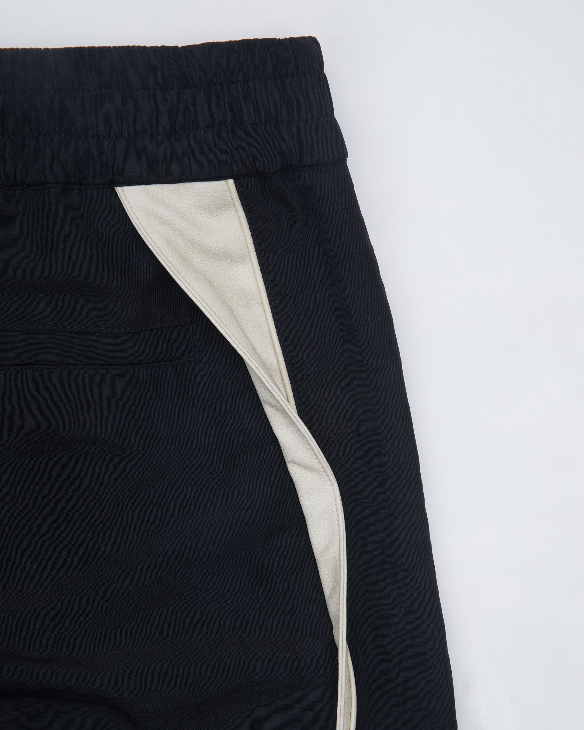 Ader Error - Acere shorts (Noir) product image 8 | TRAB K-Fashion Australia