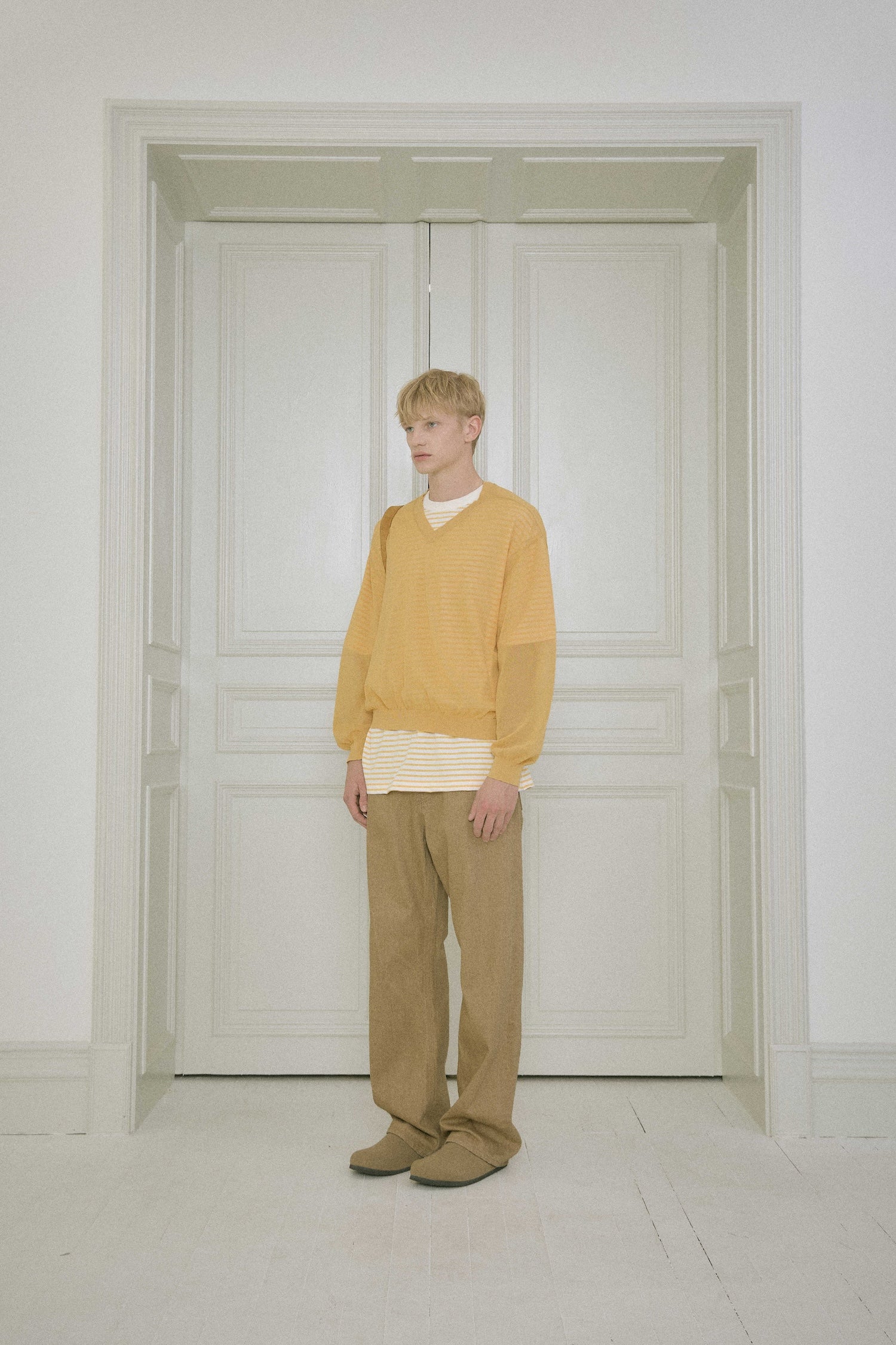 Stu - Straight Selvedge Denim Pants (Beige) product image 2 | TRAB K-Fashion Australia