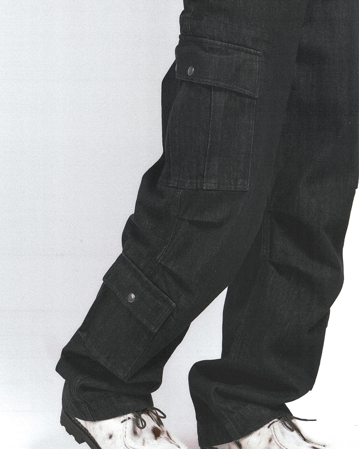 Eastlogue - 8p Battlefield Pants (Black Denim) product image 2 | TRAB K-Fashion Australia