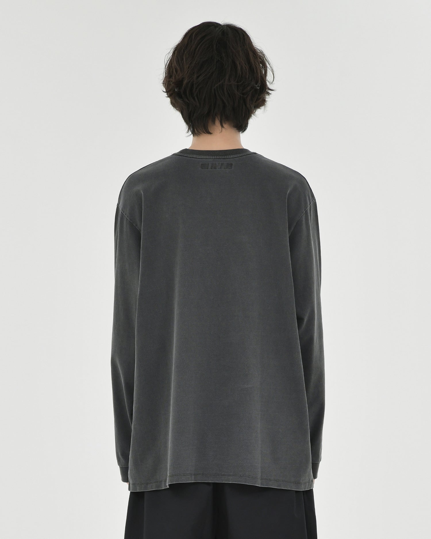 Brownyard - Washed Long Sleeve (Washed Black) product image 2 | TRAB K-Fashion Australia