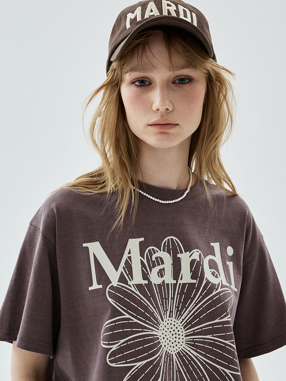 Mardi Mercredi - Tshirt Flowermardi Pigment Washing (Brown Beige) product image 1 | TRAB K-Fashion Australia
