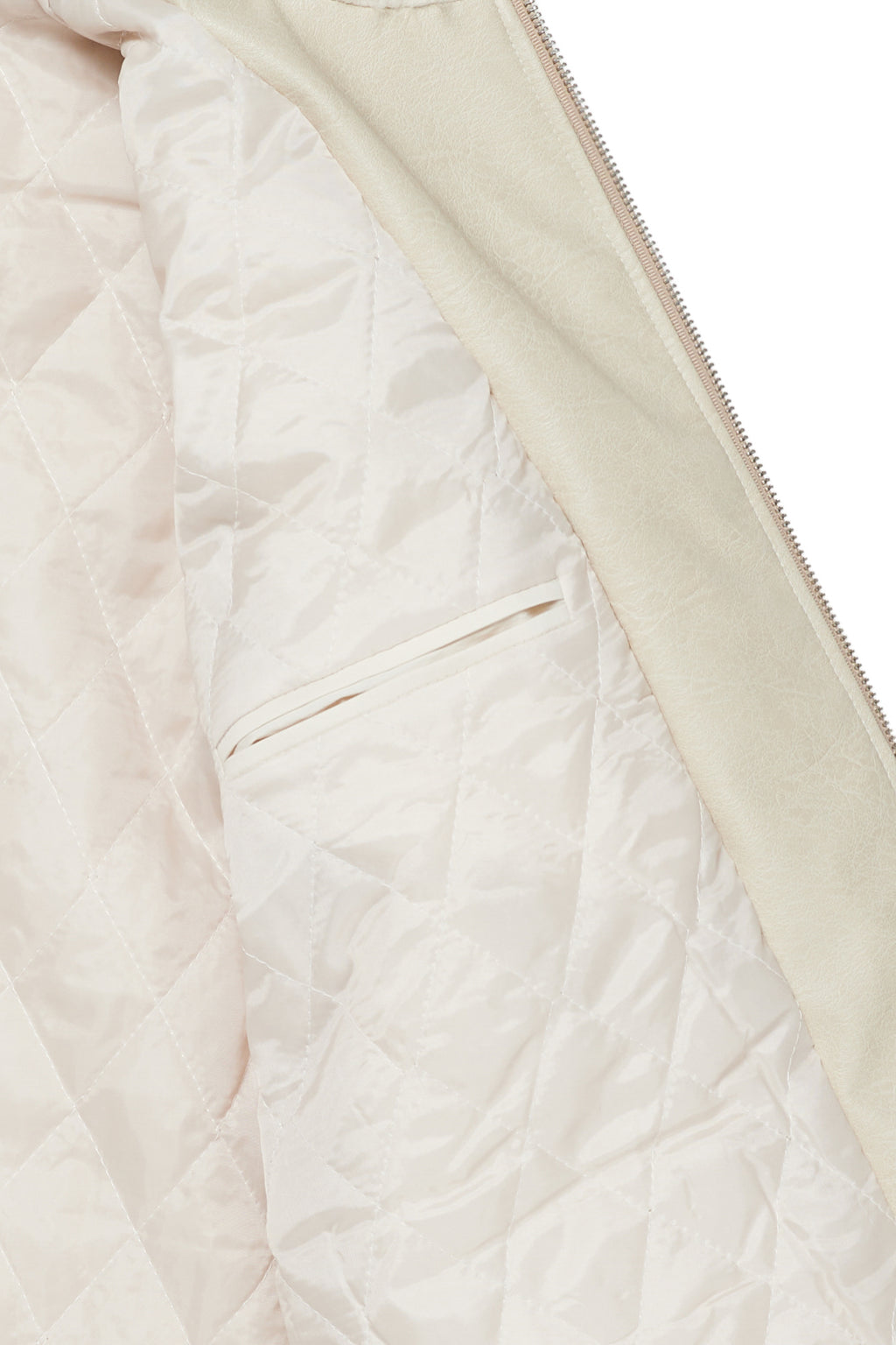 Deinet - Bizzo Point Faux Fur Jumper (Ivory) product image 17 | TRAB K-Fashion Australia
