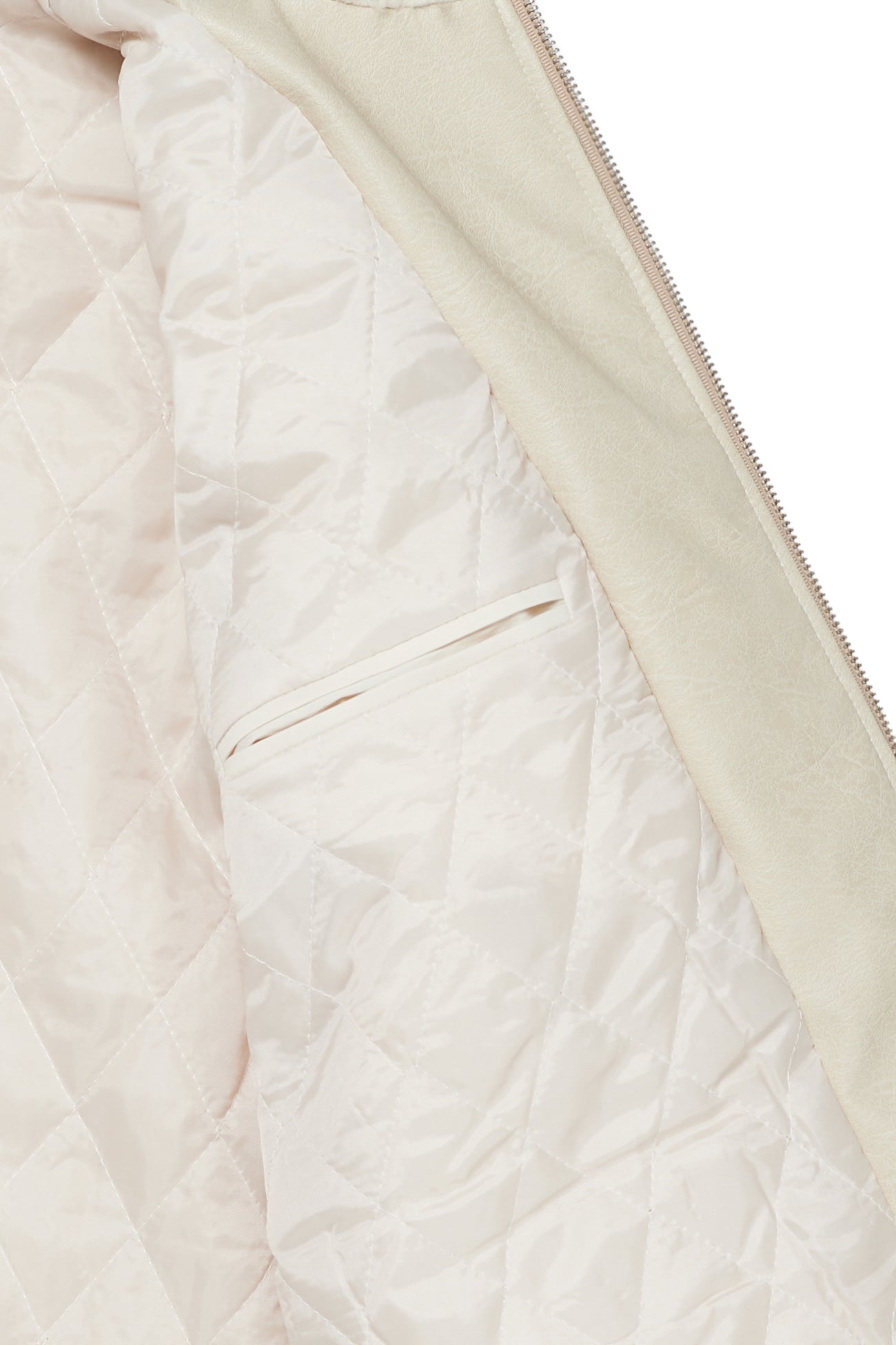 Deinet - Bizzo Point Faux Fur Jumper (Ivory) product image 17 | TRAB K-Fashion Australia
