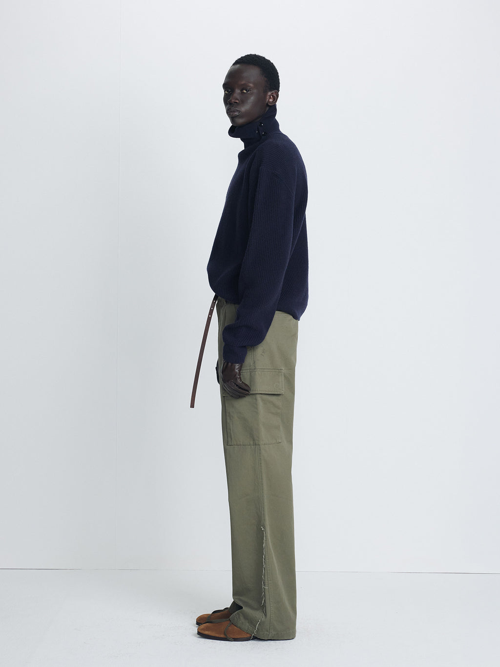 Tonywack - Ribbed Wool Side-Button Turtleneck (Midnight) product image 4 | TRAB K-Fashion Australia