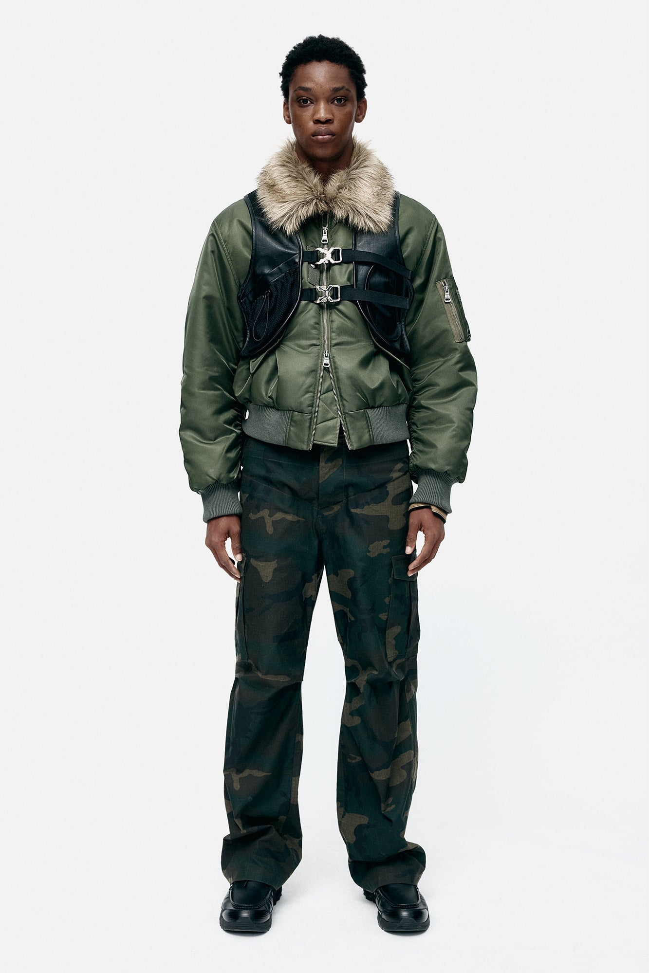 Andersson Bell - Sina Faux-Leather Vest (Black) product image 2 | TRAB K-Fashion Australia