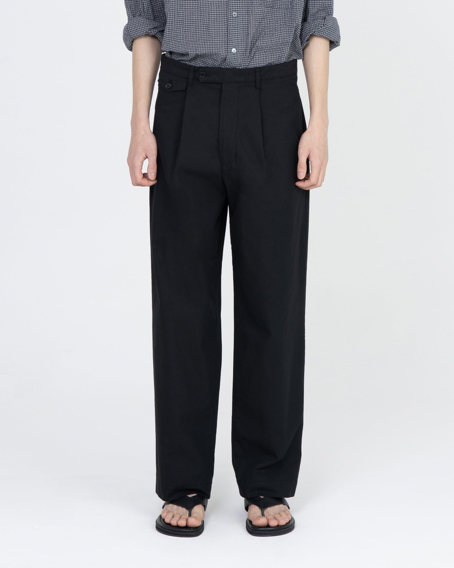 Brownyard - Loose Tapered Cotton Pants (Black) product image 1 | TRAB K-Fashion Australia