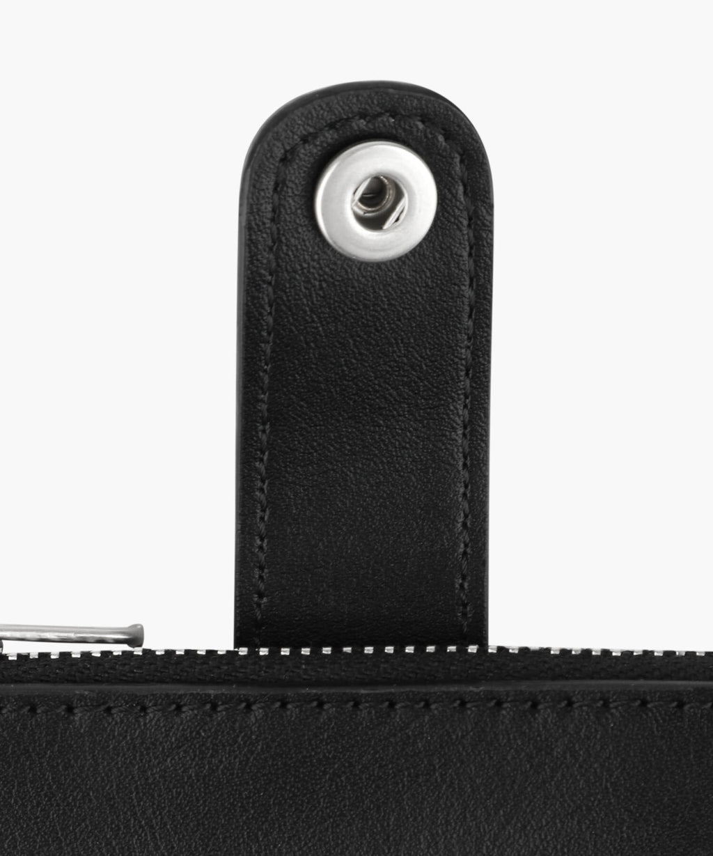 Marithe & Francois Girbaud - Regular Logo Peanut Keyring Wallet (Black) product image 4 | TRAB K-Fashion Australia