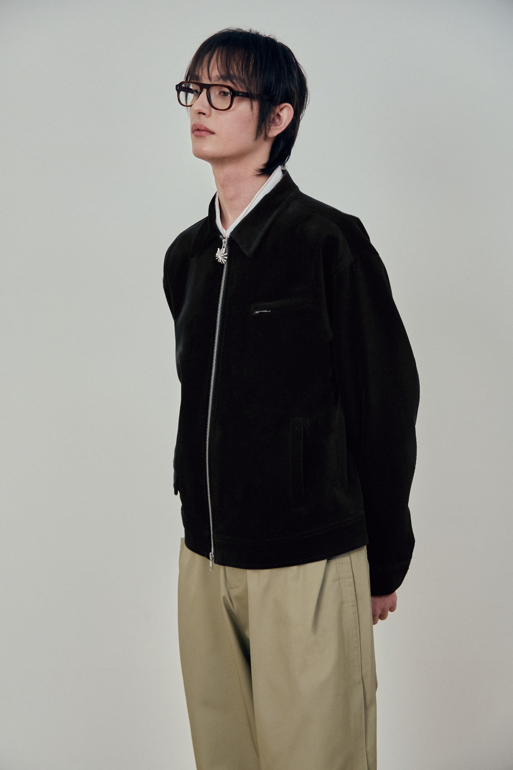 Stu - Velvet Zip Up Jacket Black (With Stamen (Brooch)) product image 13 | TRAB K-Fashion Australia