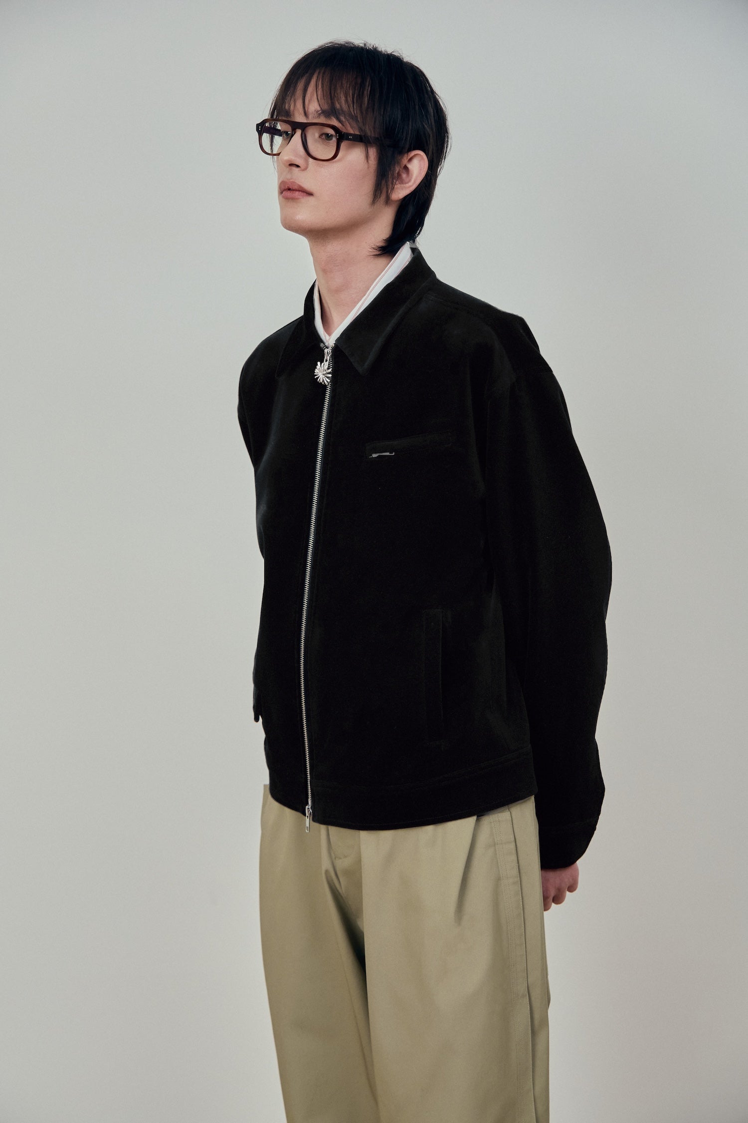 Stu - Velvet Zip Up Jacket Black (With Stamen (Brooch)) product image 13 | TRAB K-Fashion Australia