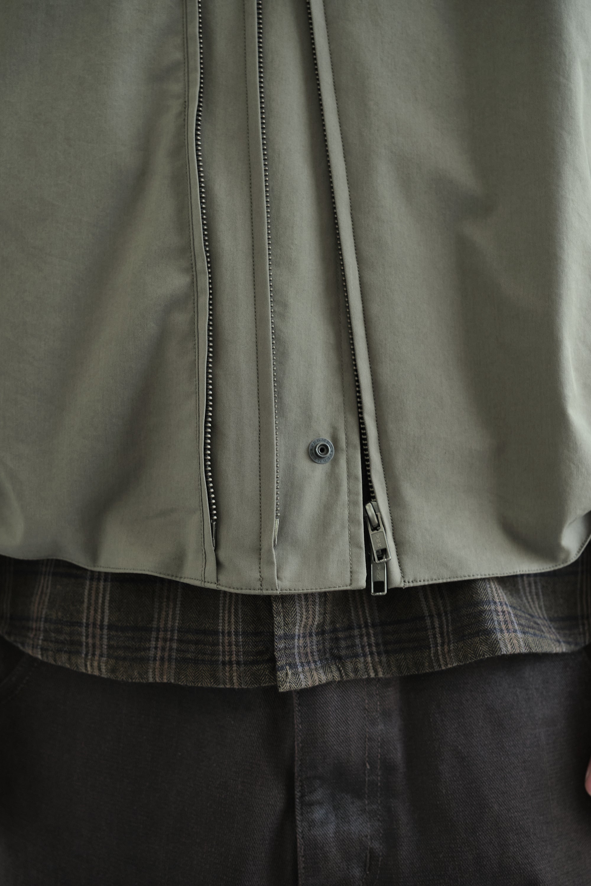 Hatchingroom - Diagonal Zip Jacket V2 (Olive) product image 12 | TRAB K-Fashion Australia
