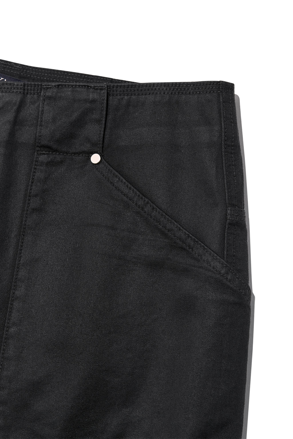 Matin Kim - Coated Cotton Bermuda Pants (Charcoal) product image 4 | TRAB K-Fashion Australia