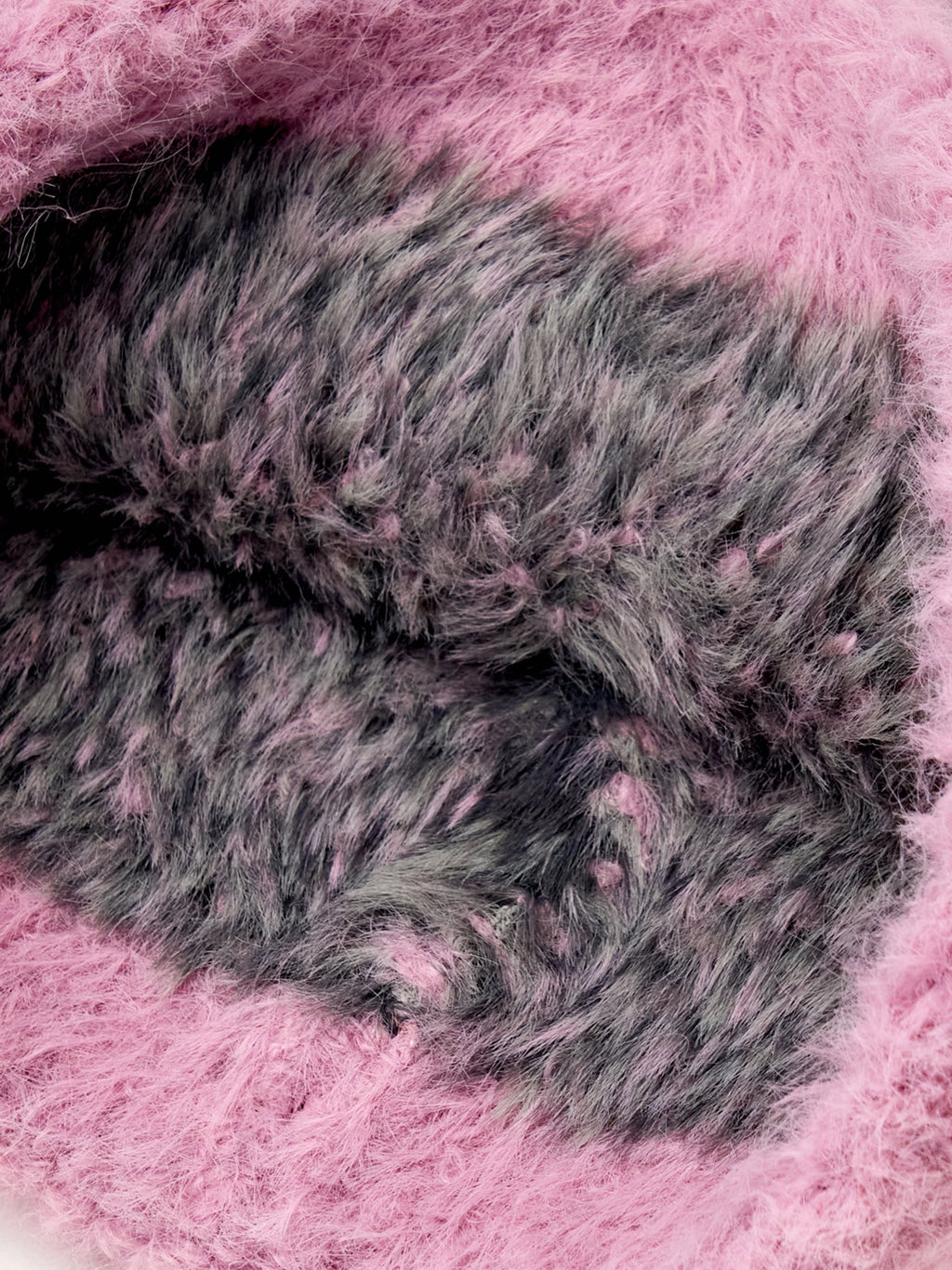 MLB Korea - MLB Leopard Meow Beanie New York Yankees (Lavender) product image 7 | TRAB K-Fashion Australia