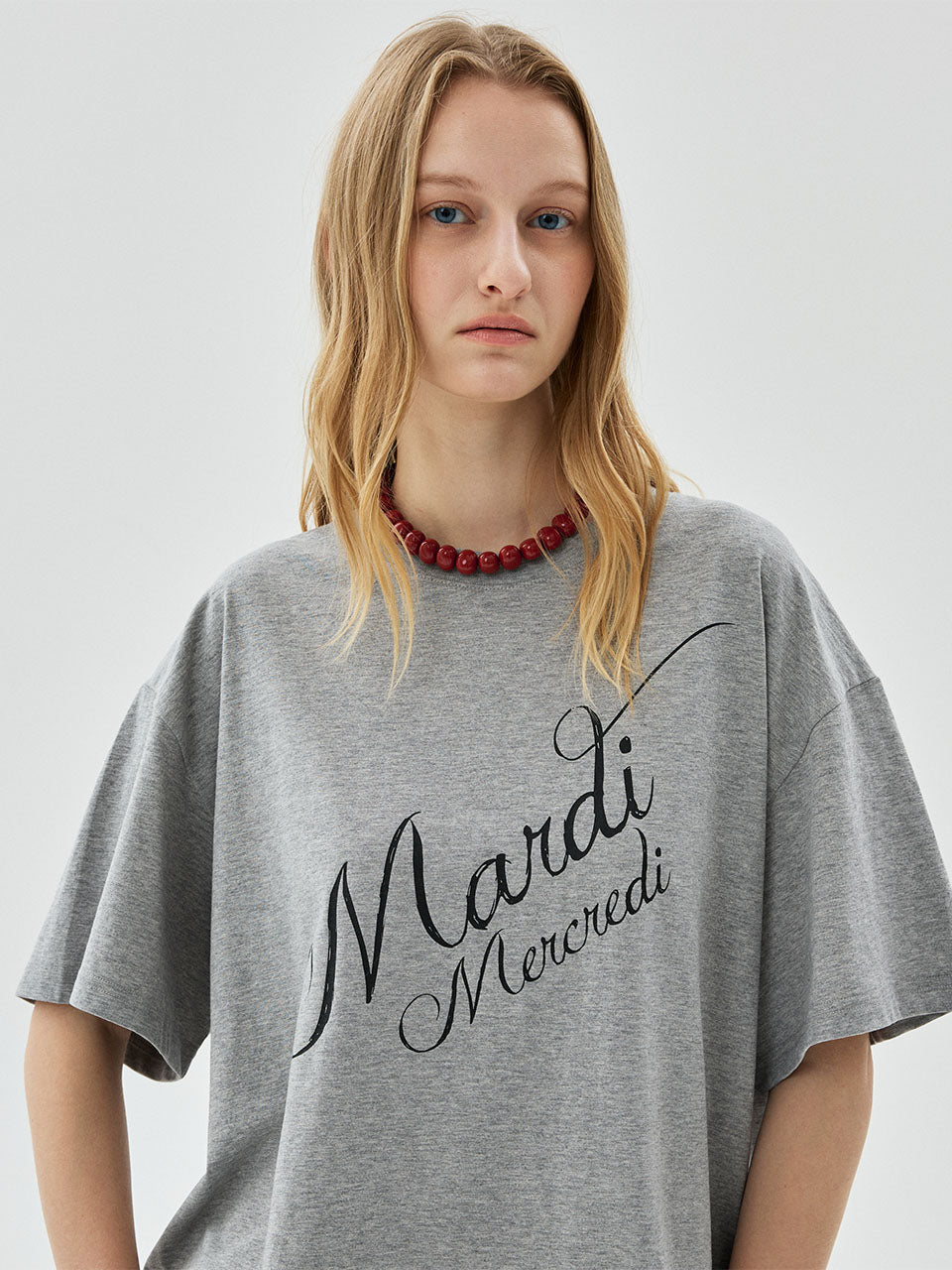 Mardi Mercredi - Unisex Tshirt Script Logo Stacked (Grey Black) product image 1 | TRAB K-Fashion Australia