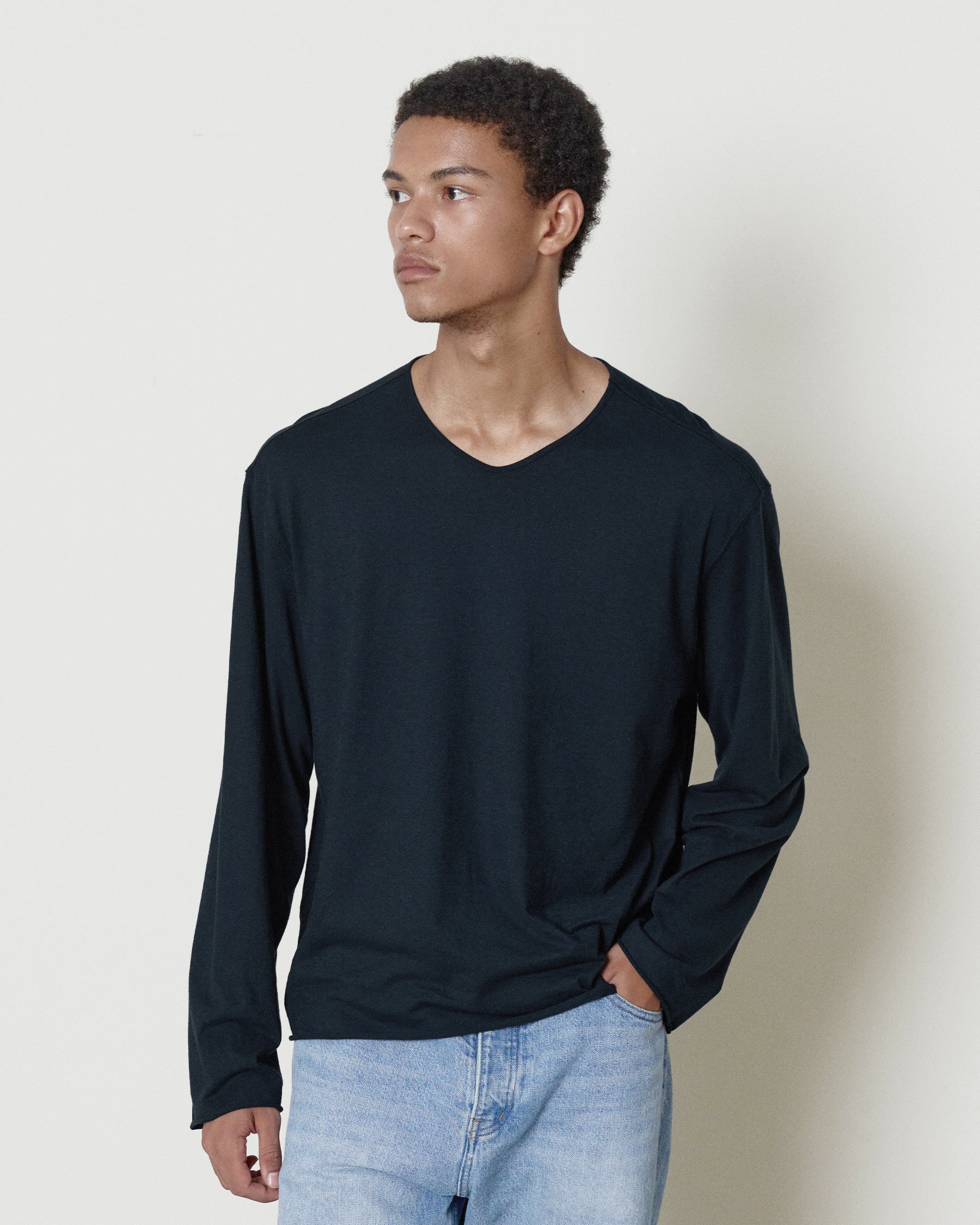 Brownyard - High Gauge V Neck Long Sleeve (Dark Navy) product image 1 | TRAB K-Fashion Australia