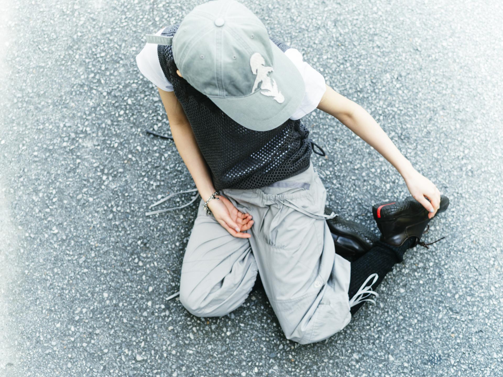 Coyseio - Scasi Sleeveless Knit (Charcoal) product image 4 | TRAB K-Fashion Australia