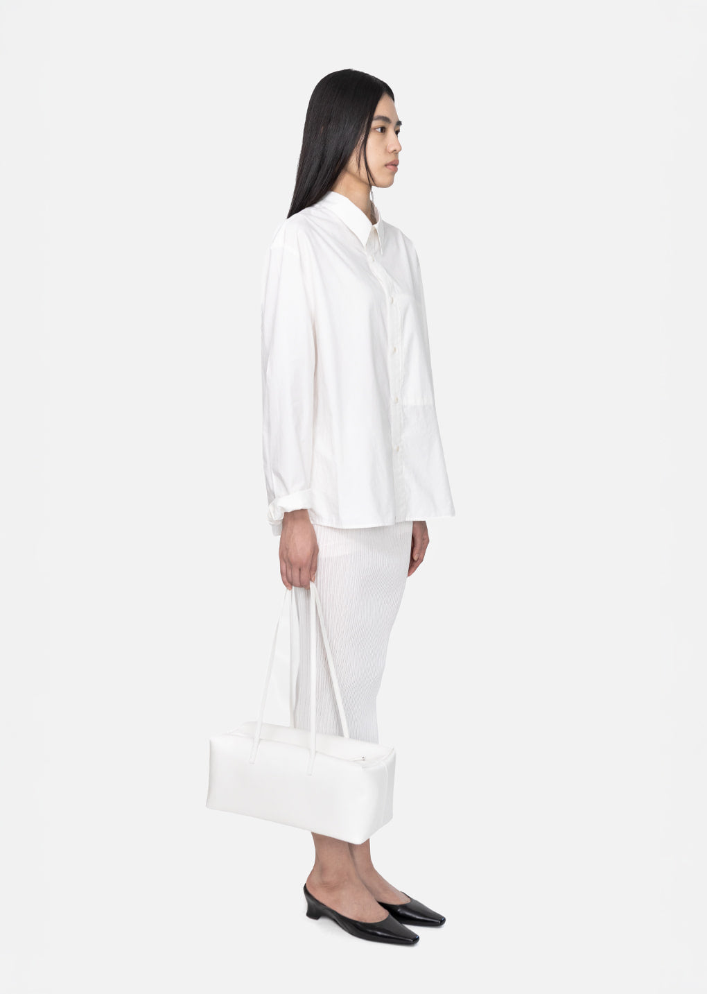 Amomento - Pleats Knit Maxi Skirt (White) product image 3 | TRAB K-Fashion Australia
