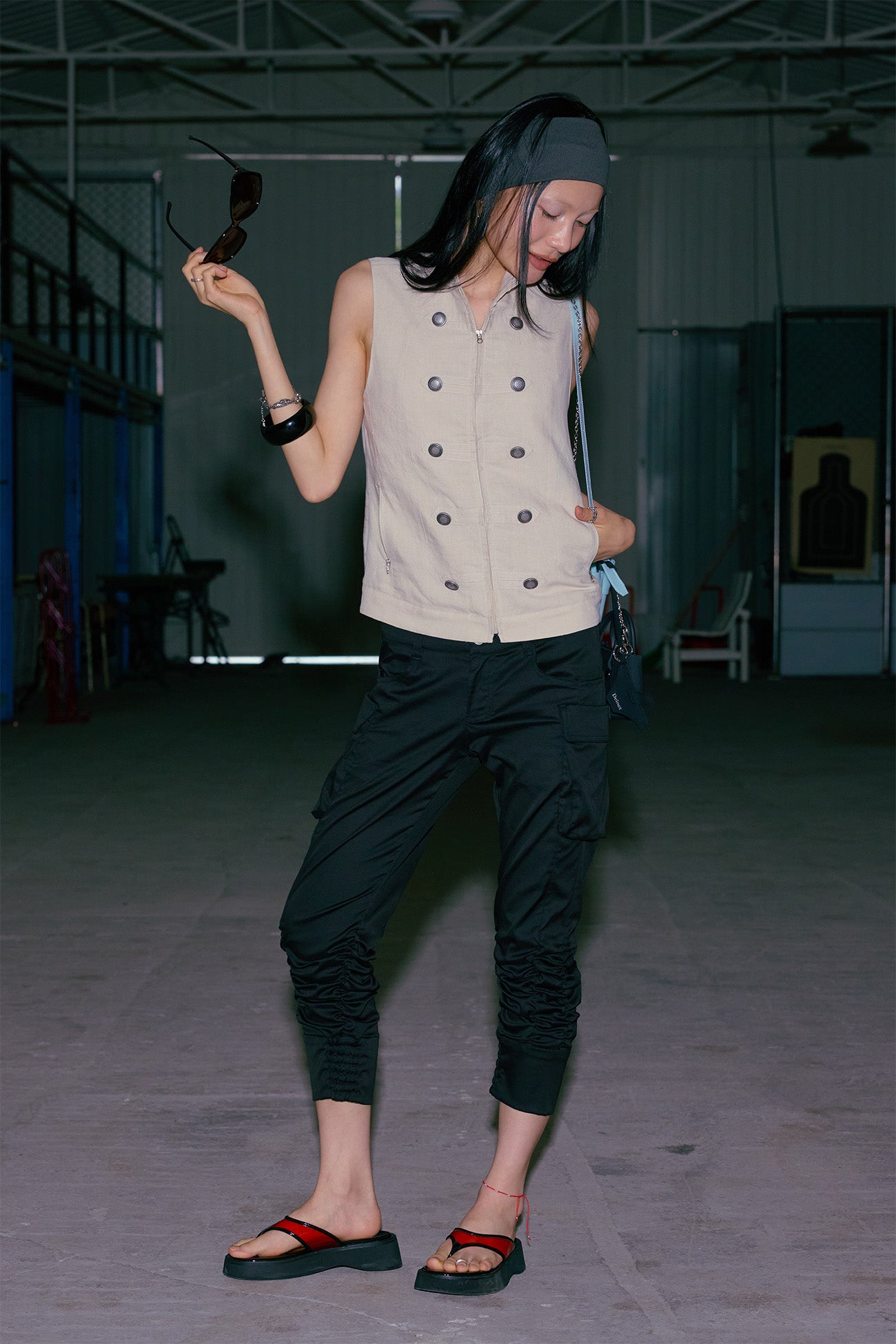 Deinet - Cargo Capri Pants (Black) product image 5 | TRAB K-Fashion Australia