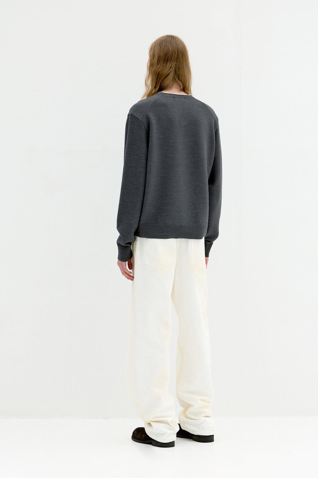 Coor - V-Neck Merino Wool Layered Sweater (Charcoal) product image 4 | TRAB K-Fashion Australia