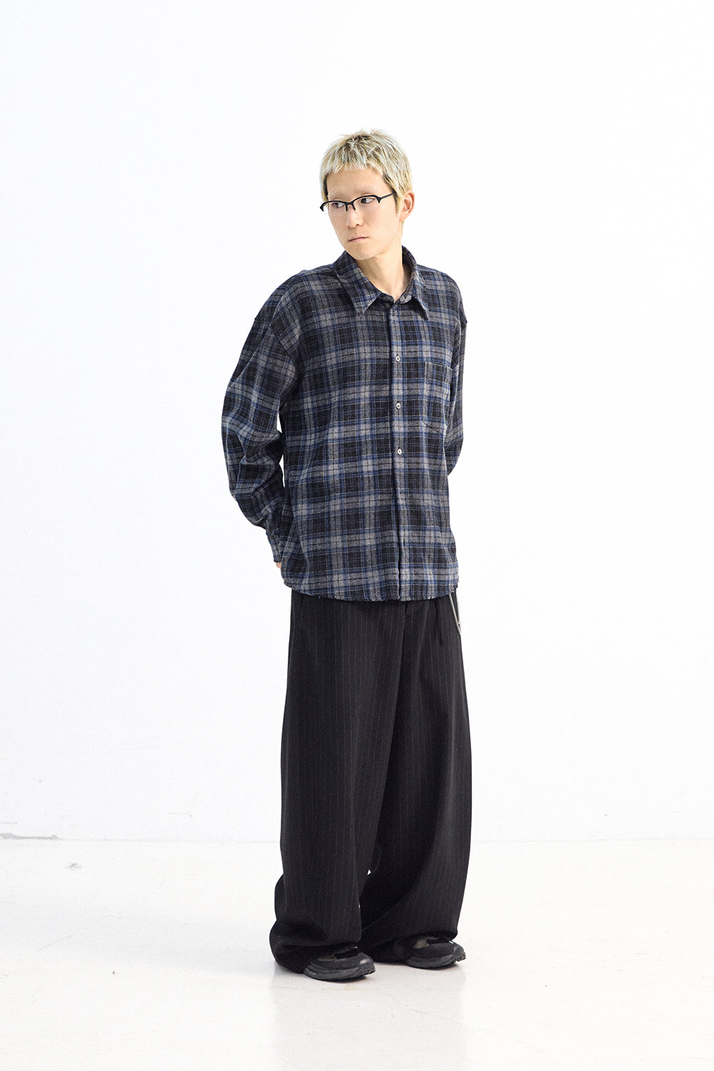 Hatchingroom - Wide Curve Trousers Stripe (Black) product image 5 | TRAB K-Fashion Australia