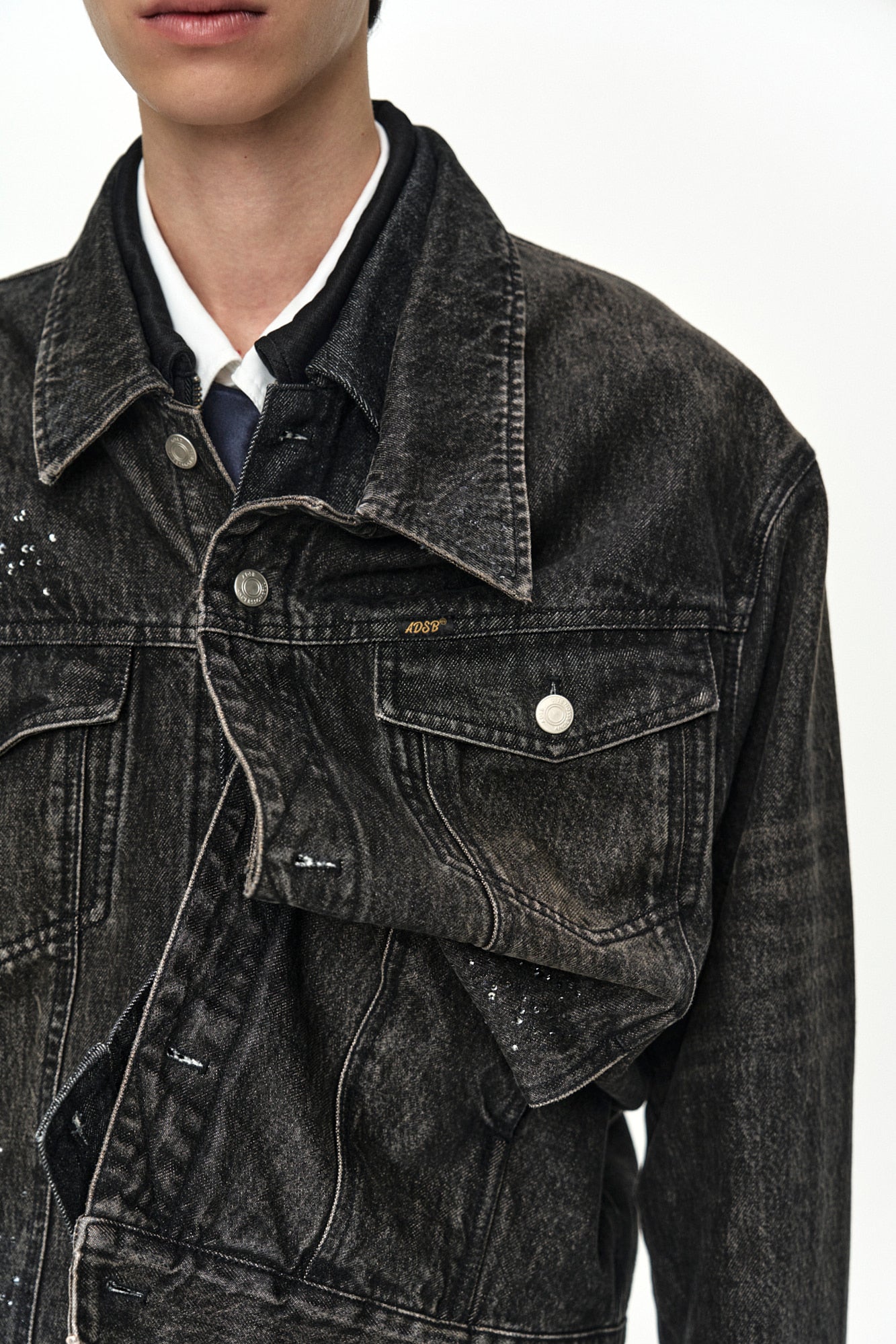 Andersson Bell - Unisex Asymmetric Layered Beads Denim Jacket (Black) product image 5 | TRAB K-Fashion Australia