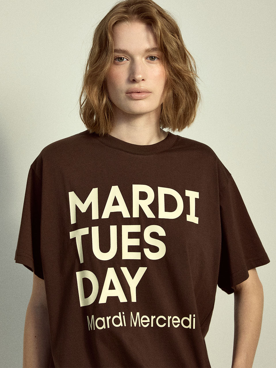 Mardi Mercredi - Tshirt Du Mardi (Brown Cream) product image 1 | TRAB K-Fashion Australia
