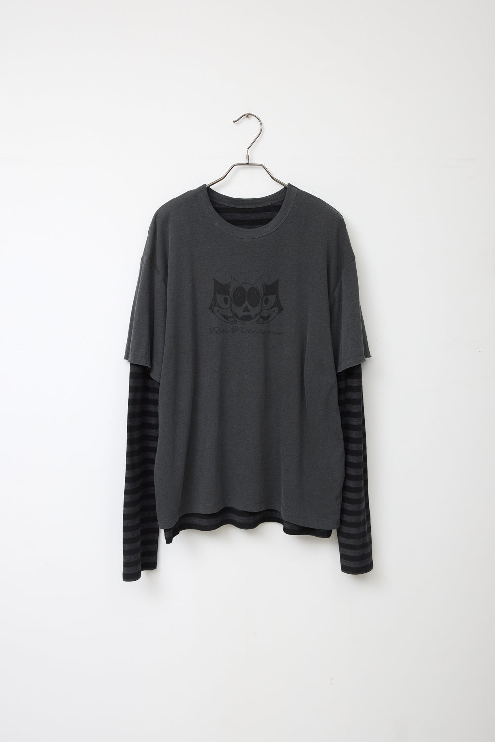 Hatchingroom - Two Face Felix Tee (Charcoal) product image 1 | TRAB K-Fashion Australia