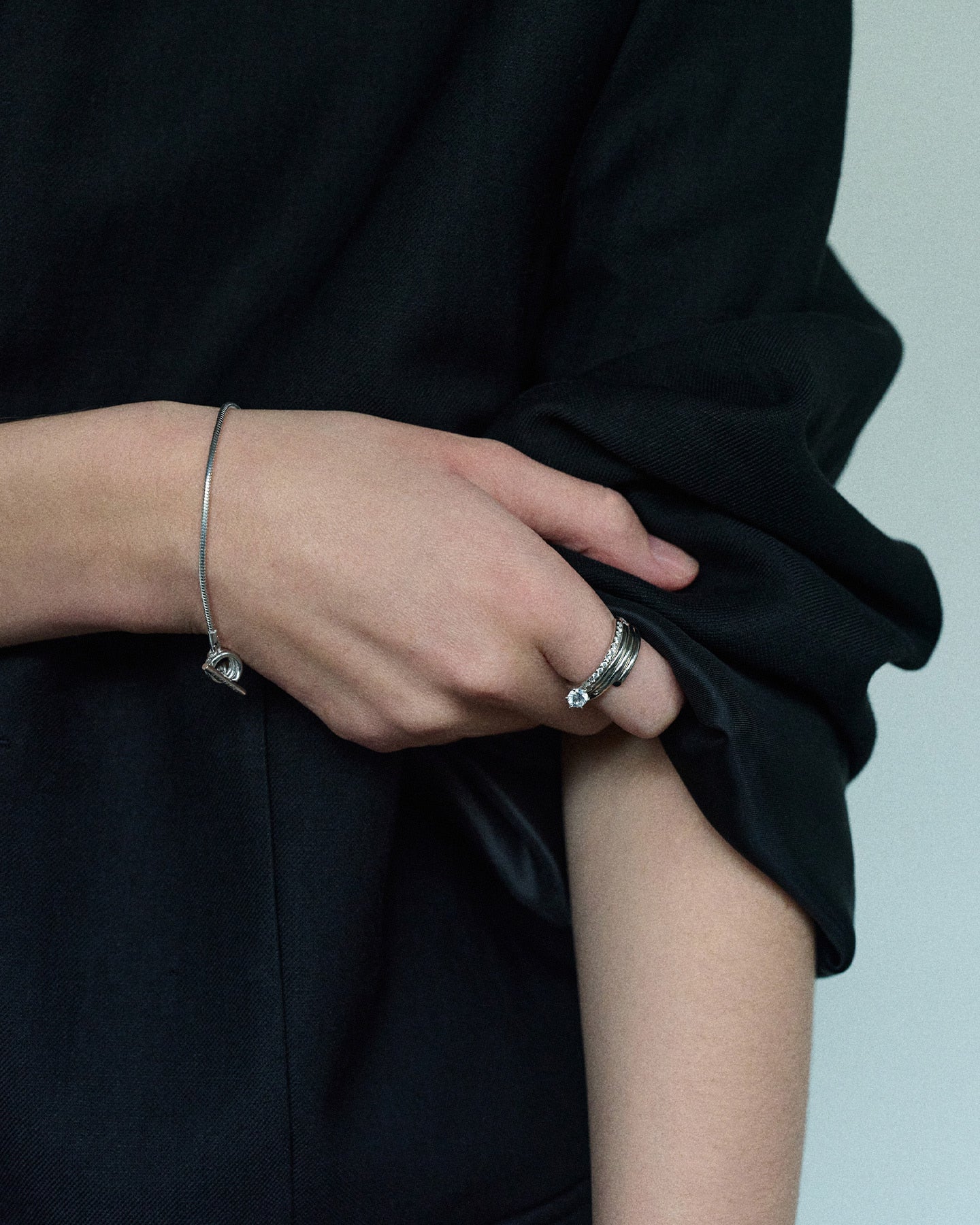 Numbering - Coil Toggle Snake Chain Bracelet #8901 product image 4 | TRAB K-Fashion Australia