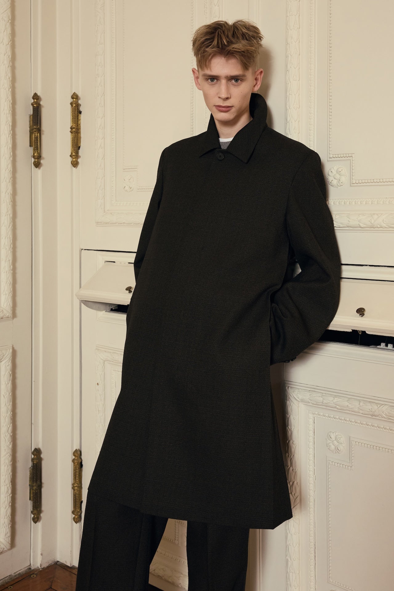 STU - Crease Mac Coat (Brown) product image 15 | TRAB K-Fashion Australia