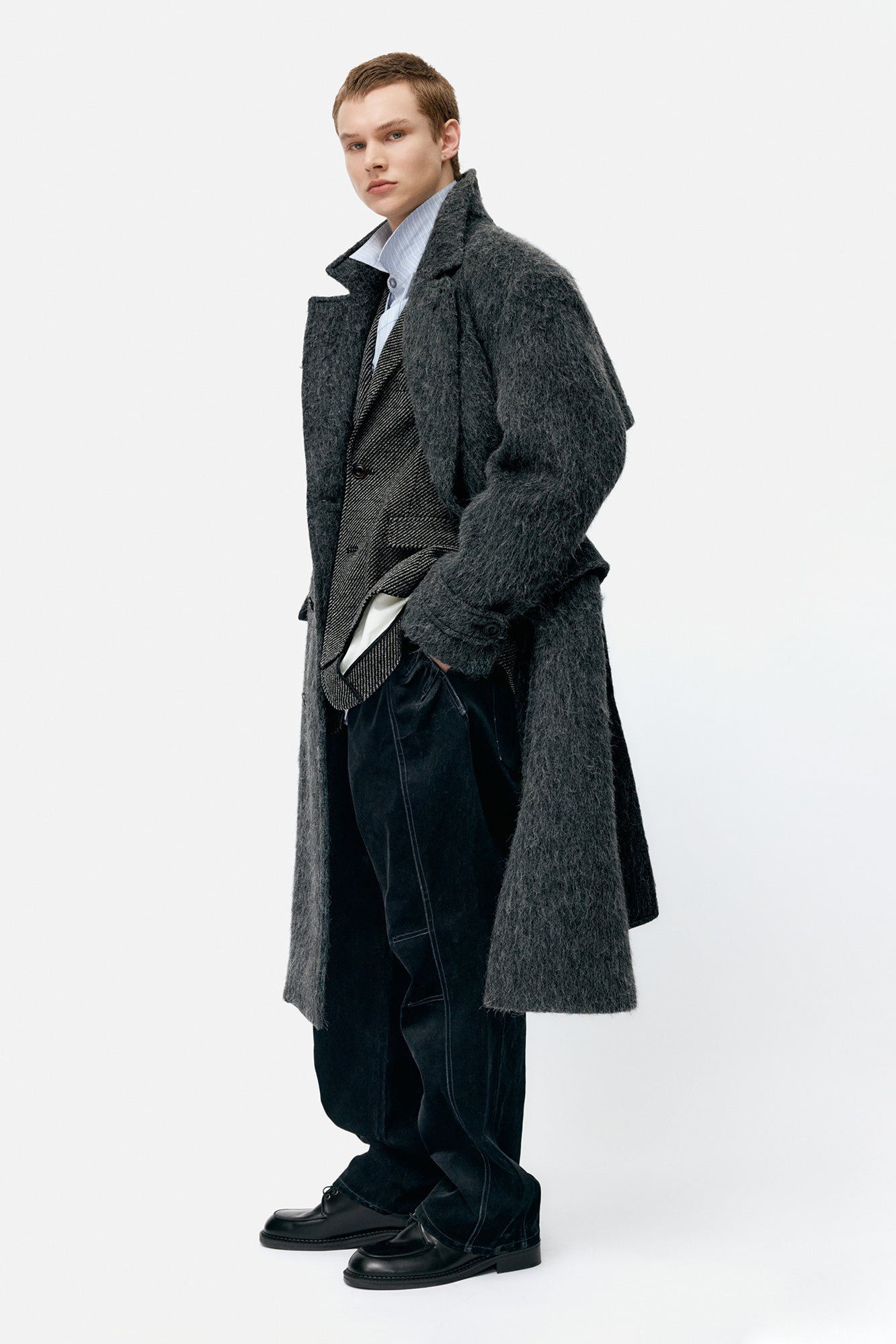 Andersson Bell - Mattia Shaggy Wool Robe Coat (Grey) product image 3 | TRAB K-Fashion Australia