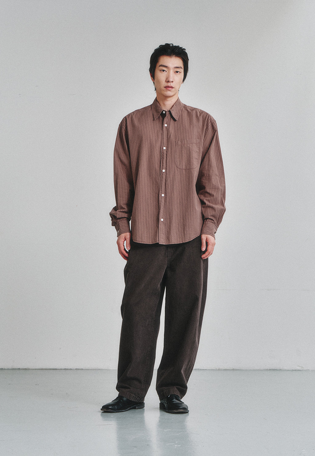 Art if acts - Cotton Side Tuck Curved Trousers (Wood) product image 2 | TRAB K-Fashion Australia