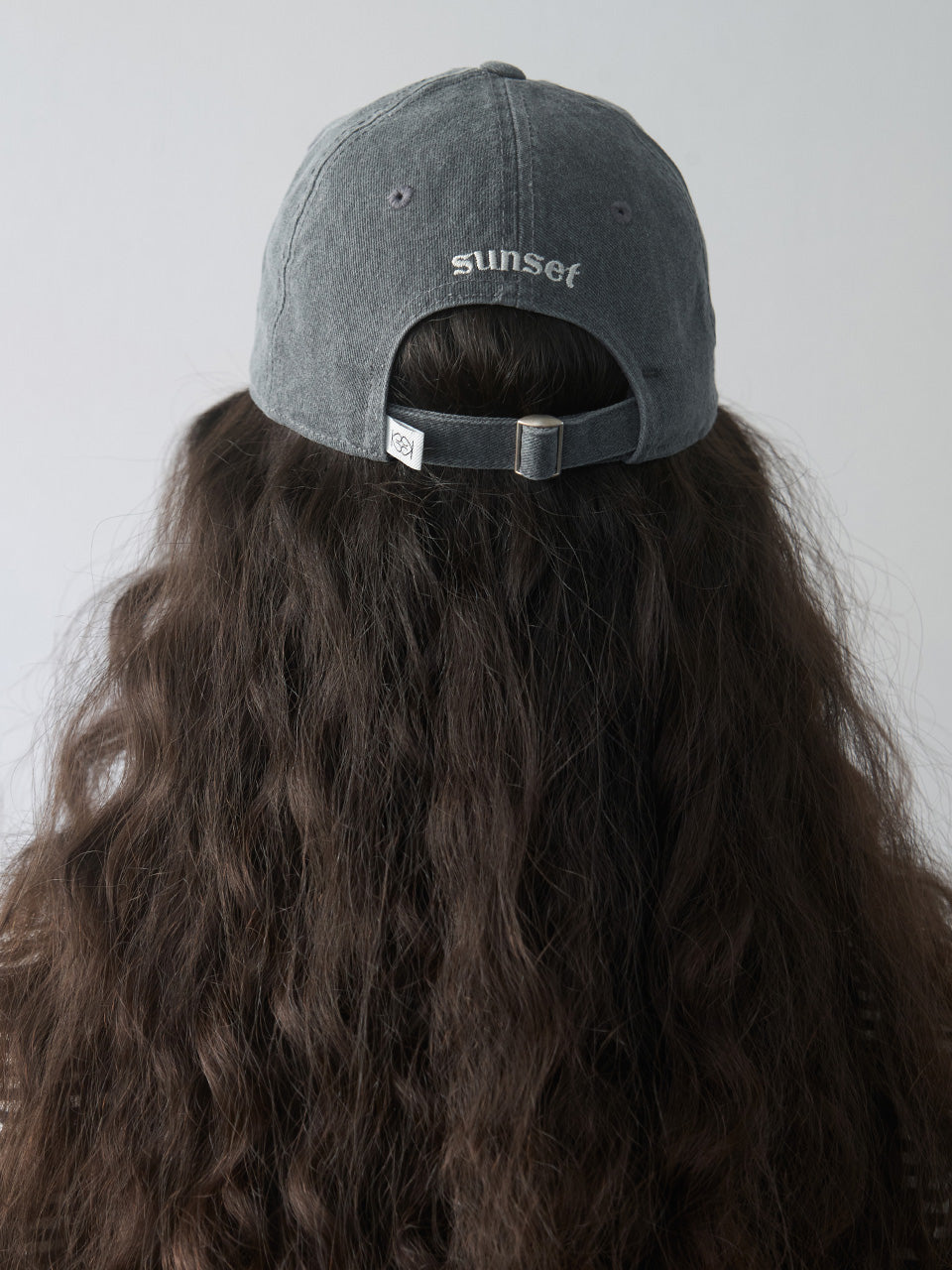Kijun - Sunburn Cap ESSENTIAL (Charcoal) product image 2 | TRAB K-Fashion Australia