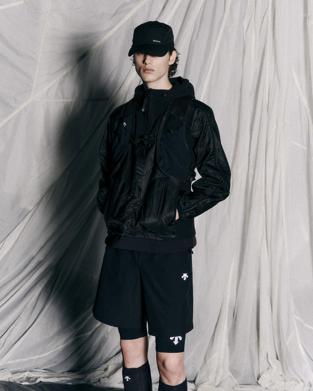 Eastlogue - Quilted Mixed Pullover (Black) product image 4 | TRAB K-Fashion Australia