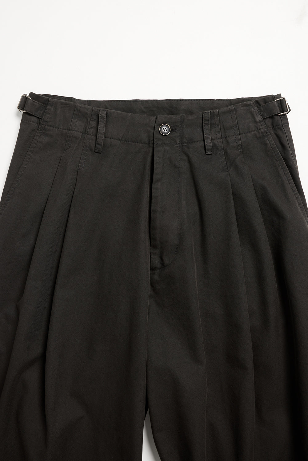 Hatchingroom - Wide Two Pleats Trousers (Dyed Dark Brown) product image 4 | TRAB K-Fashion Australia