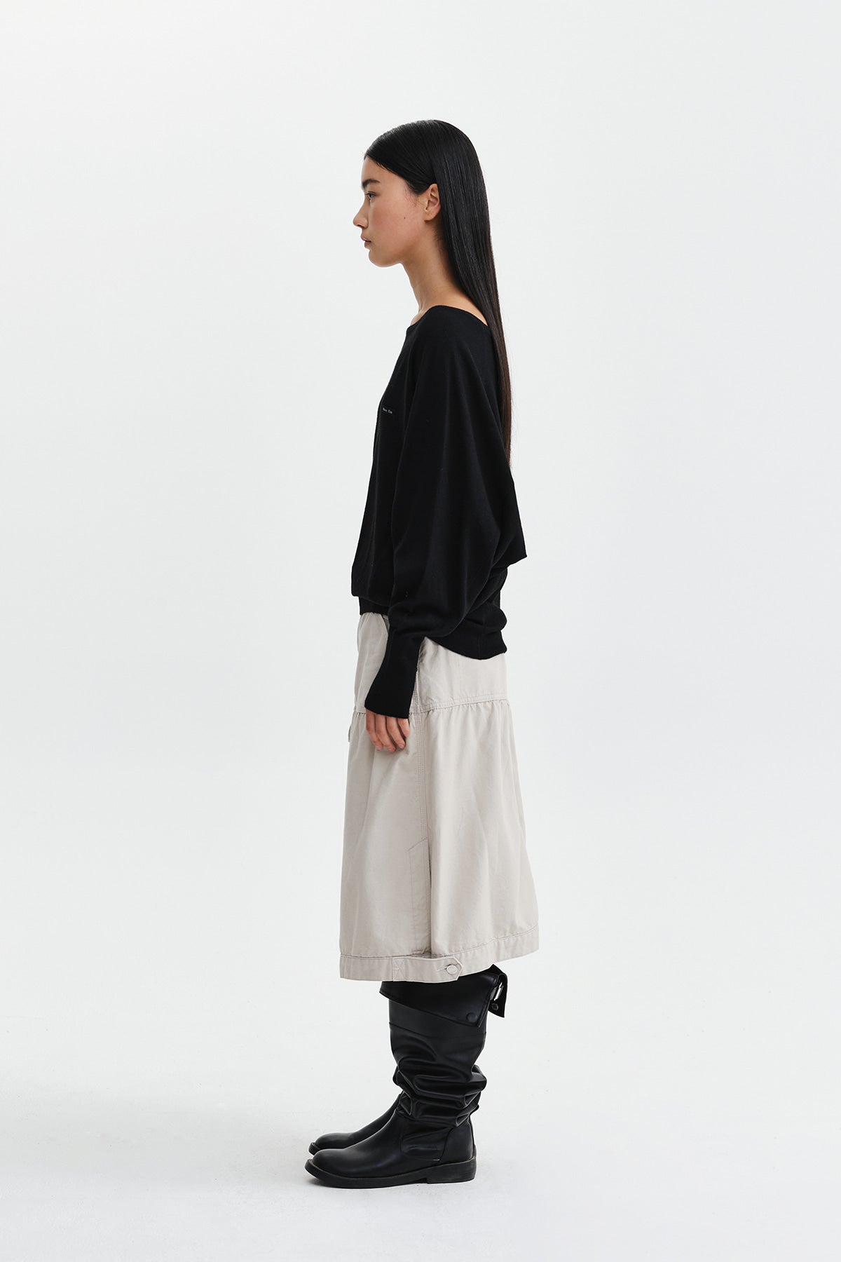 Matin Kim - Betwing Fit Boat Neck Knit Pullover (Black) product image 8 | TRAB K-Fashion Australia