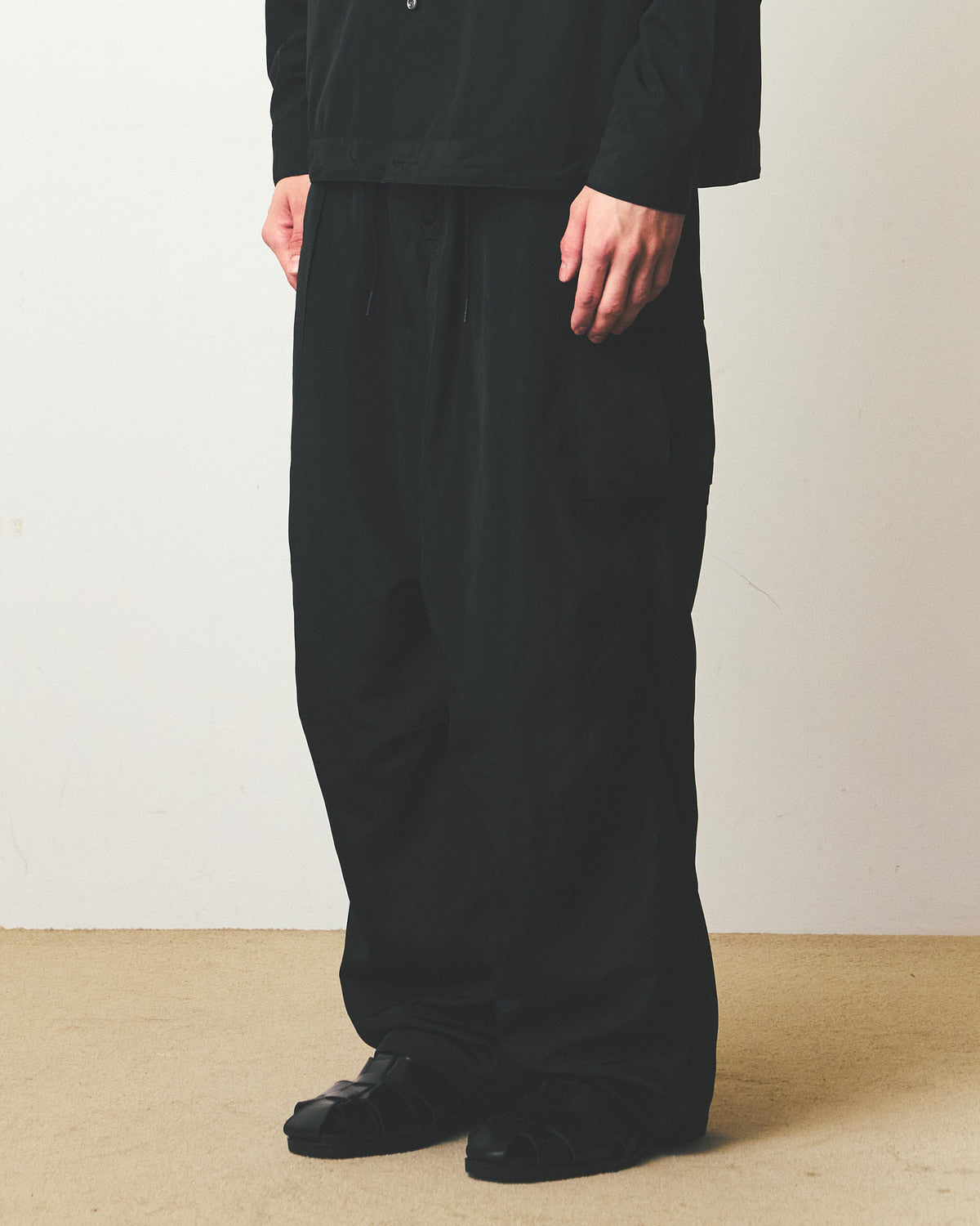 Eastlogue - Parachute Easy Pants (Black) product image 3 | TRAB K-Fashion Australia