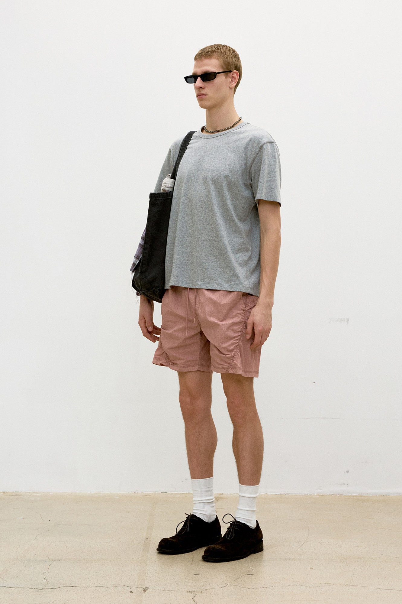 Coor - Chain Stitch Pointed Crop T-Shirt (Melange Gray) product image 3 | TRAB K-Fashion Australia