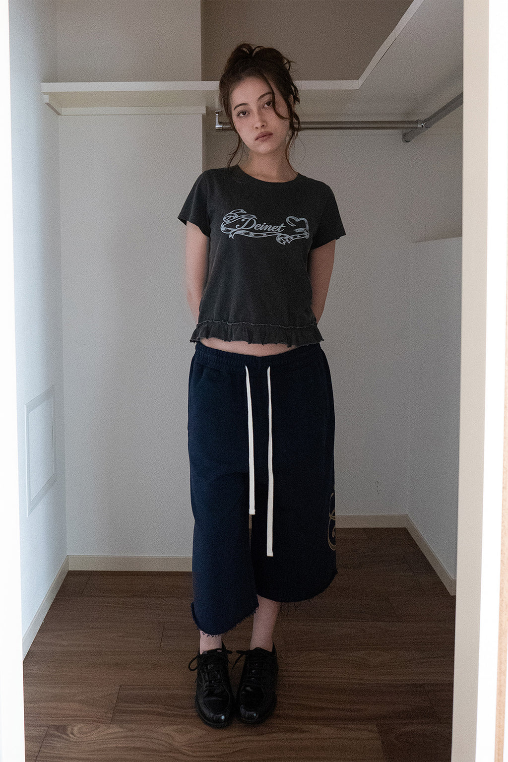 Deinet - Dn Script Sweat Bermuda Pants (Navy) product image 6 | TRAB K-Fashion Australia