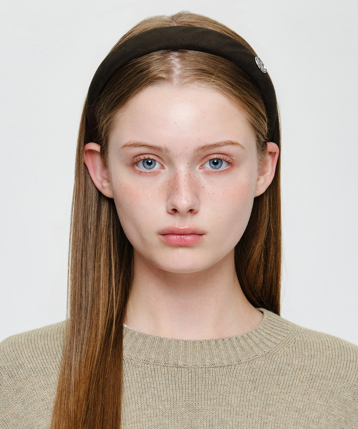 Marithe & Francois Girbaud - Circle Logo Suede Hairband (Brown) product image 4 | TRAB K-Fashion Australia