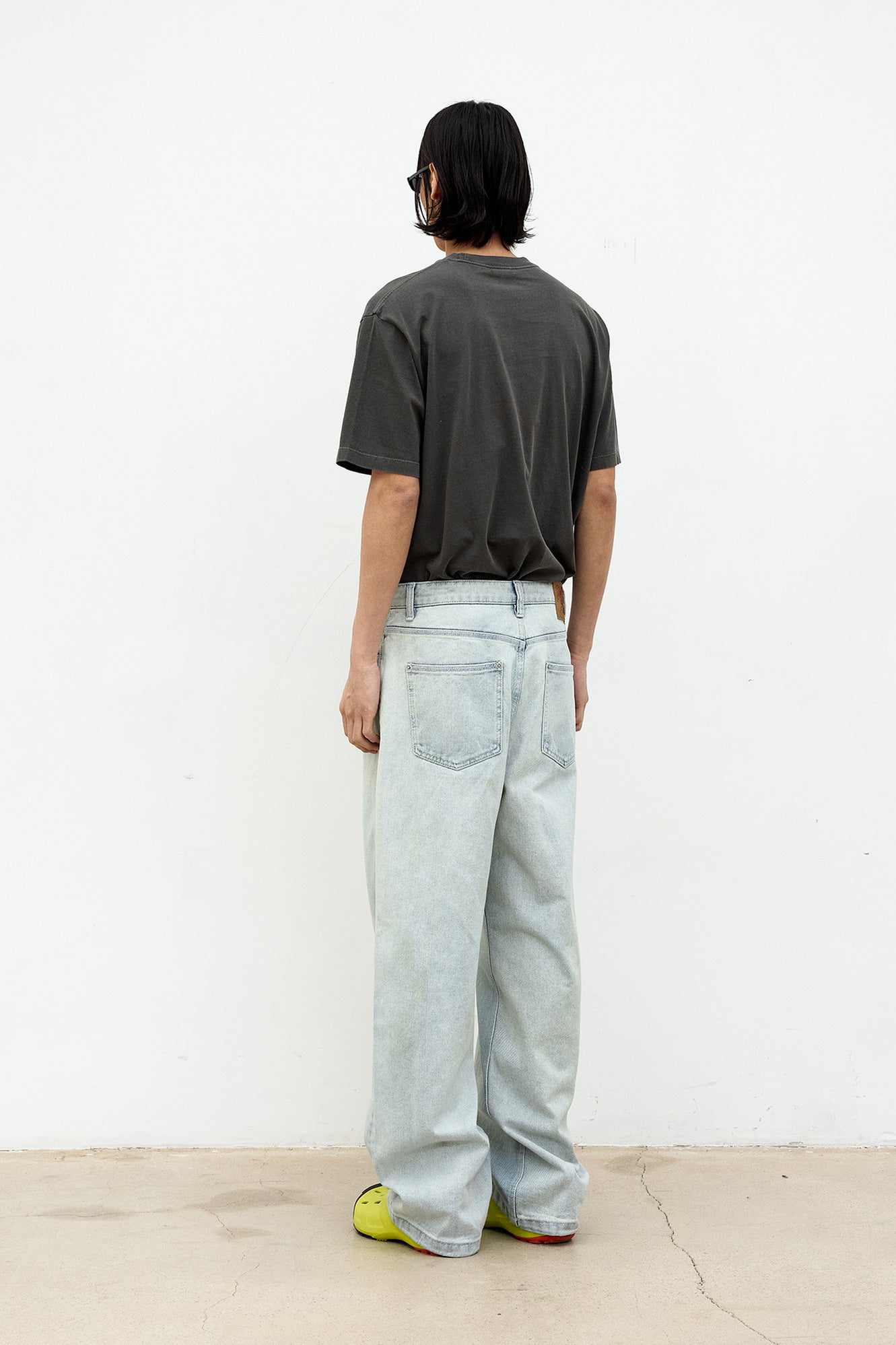Coor - Pigment Dyed Cotton T-Shirt (Washed Charcoal) product image 4 | TRAB K-Fashion Australia