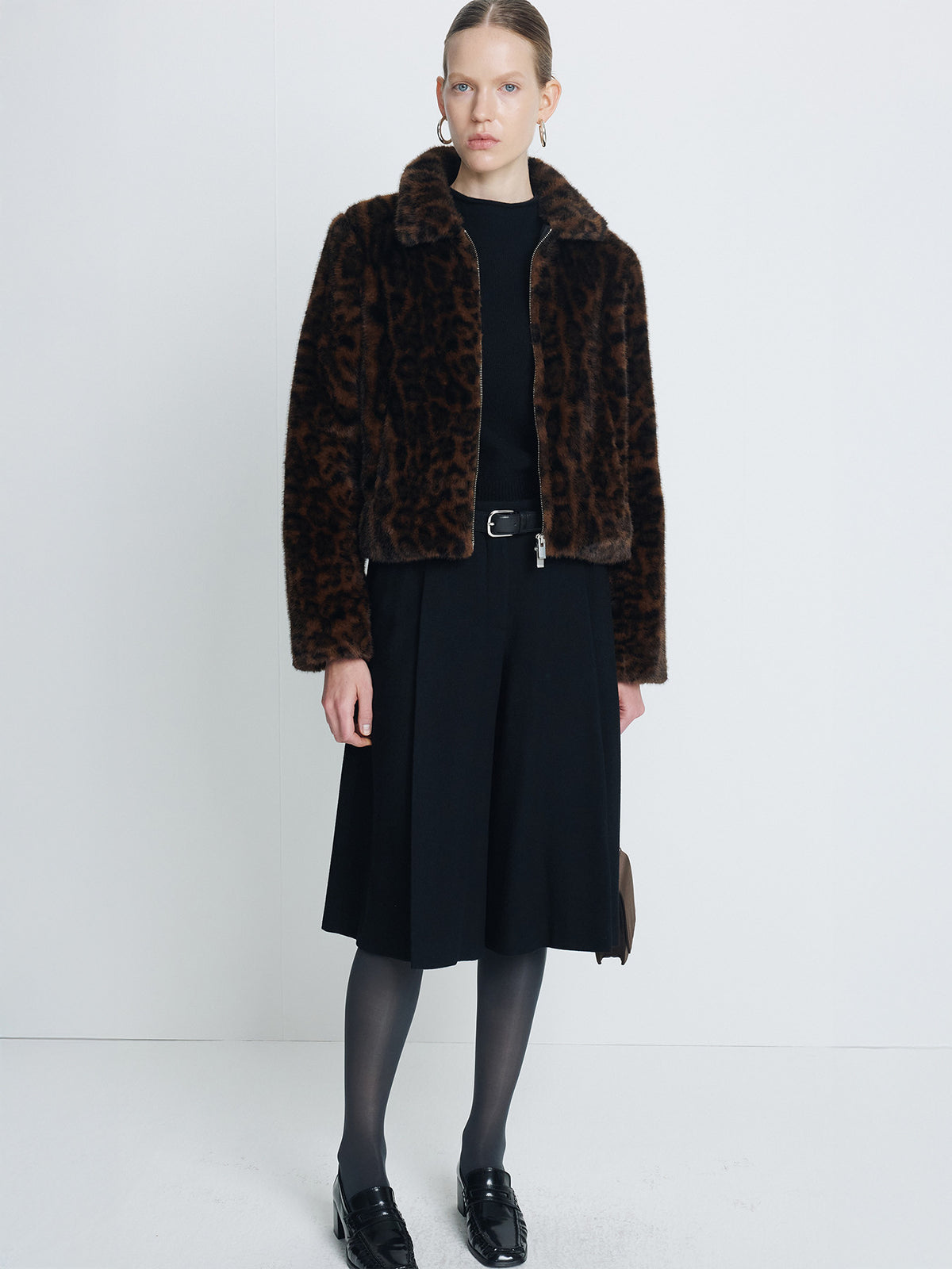 Tonywack - Leopard Faux Fur Zippered Jacket (Brown Leopard Print) product image 4 | TRAB K-Fashion Australia