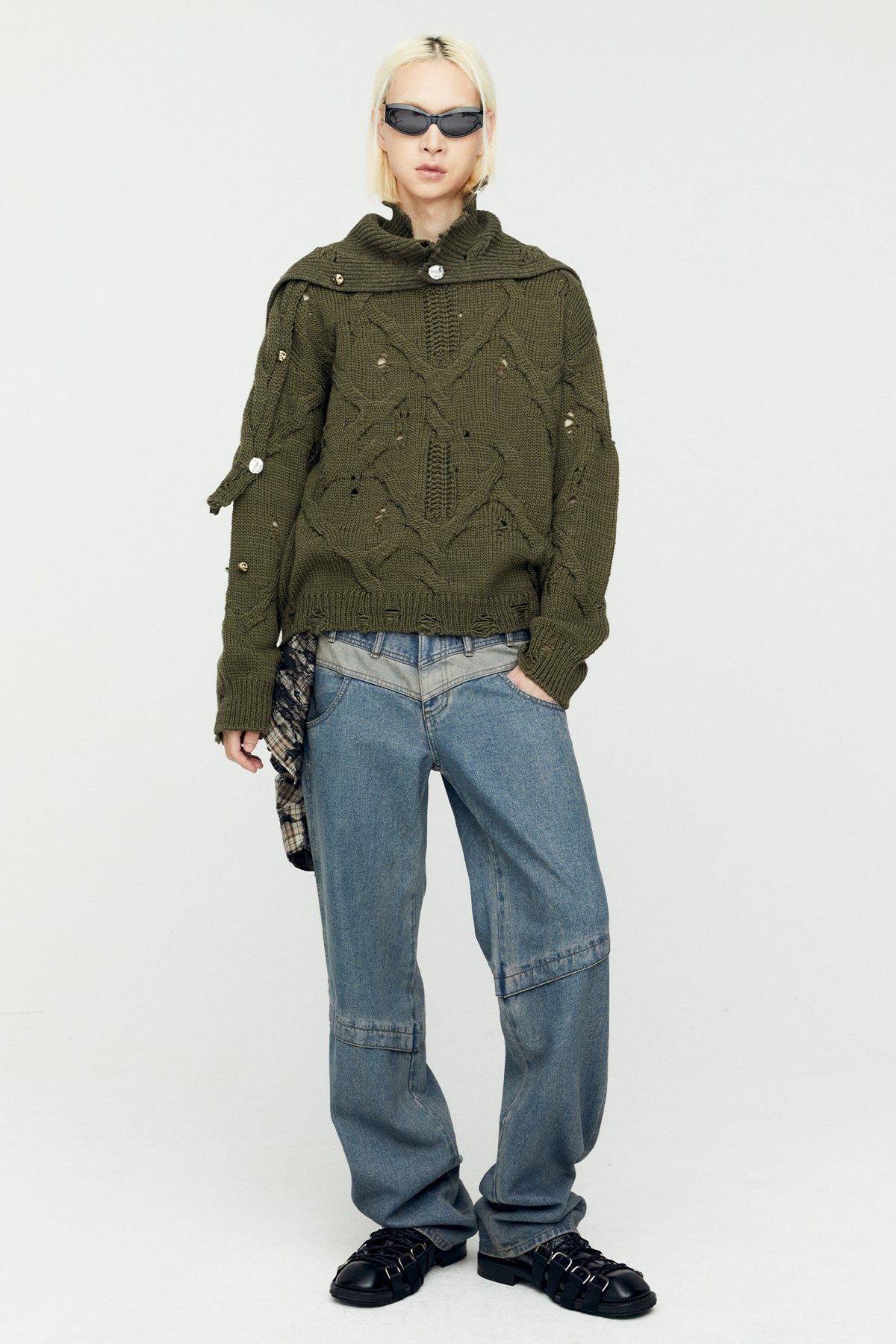 Andersson Bell - Fisherman Button Crew-Neck Sweater (Black) product image 6 | TRAB K-Fashion Australia