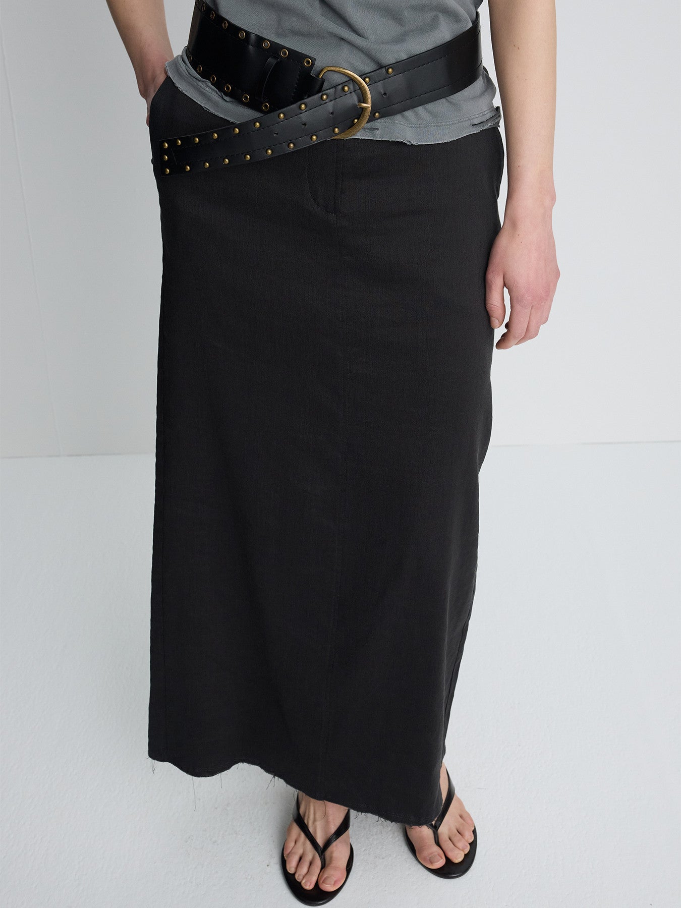 Tonywack - Linen Relaxed Maxi Skirt (Vintage Carbon) product image 6 | TRAB K-Fashion Australia