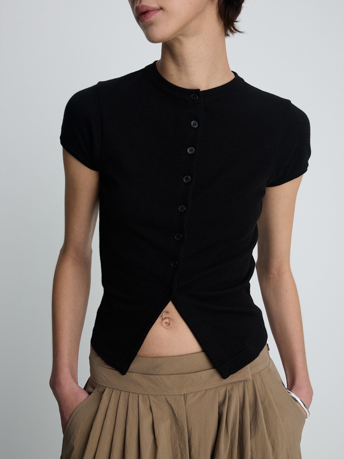 Tonywack - Silk Cotton Cap Sleeve Cardigan (Black) product image 4 | TRAB K-Fashion Australia