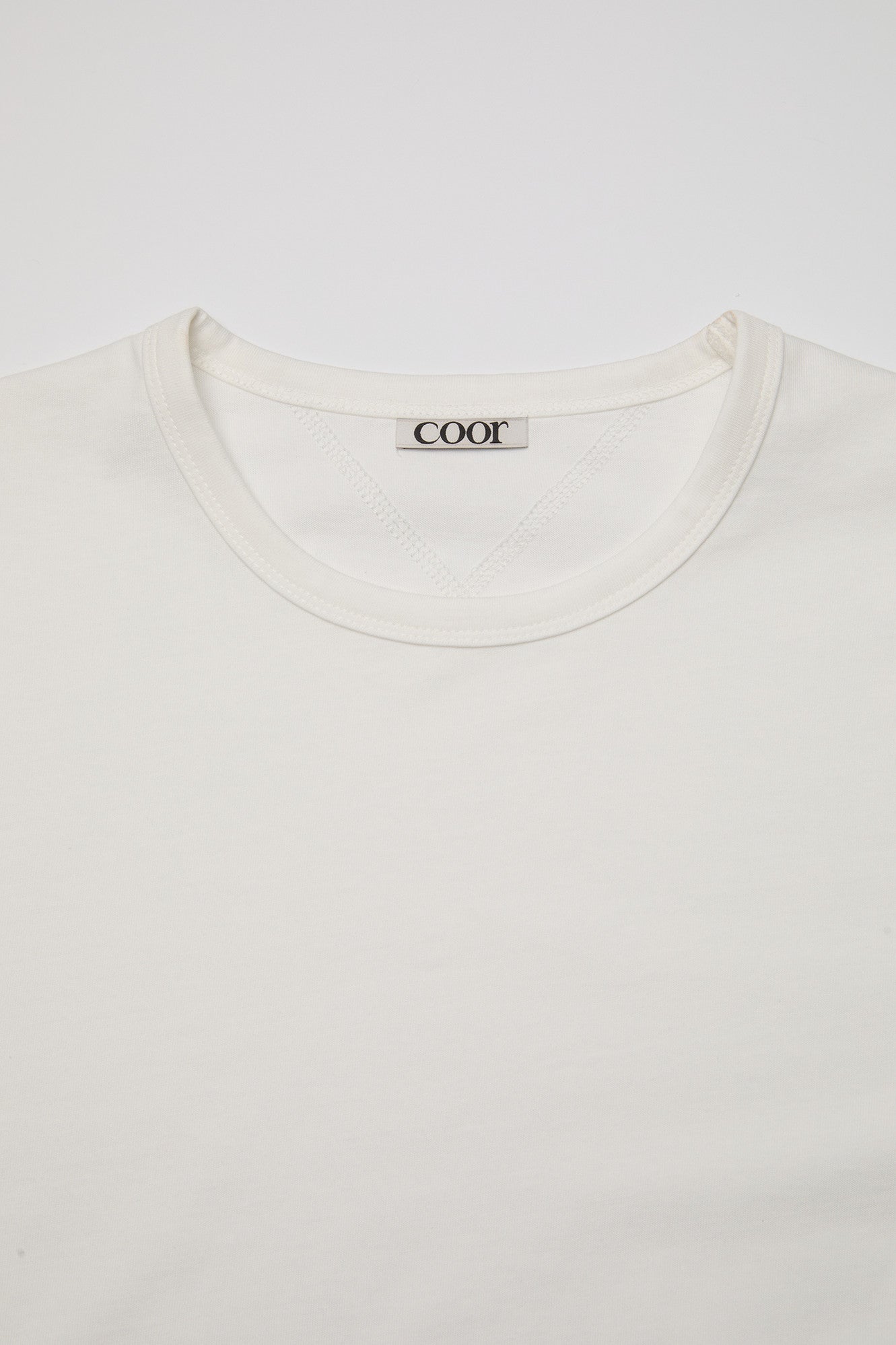 Coor - Chain Stitch Pointed Crop T-Shirt (Offwhite) product image 5 | TRAB K-Fashion Australia