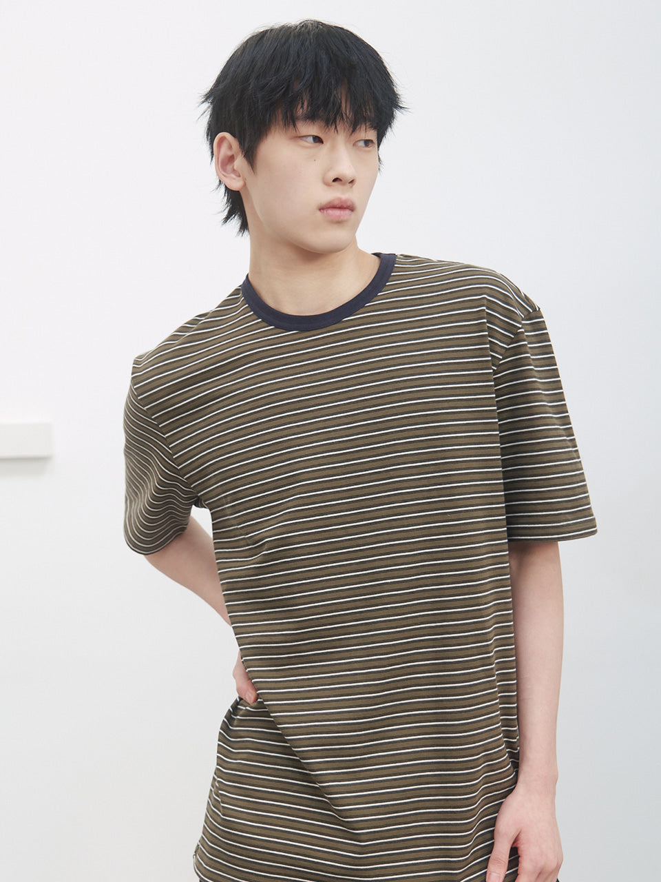 Kijun - Soft Border Tee (Khaki) product image 3 | TRAB K-Fashion Australia