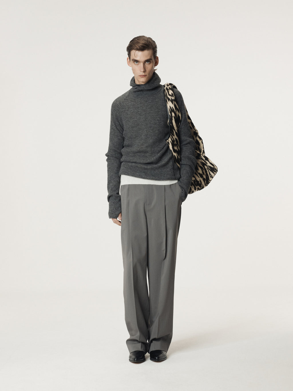 Recto - Tuck Detail Suit Pants (Midnight Grey) product image 2 | TRAB K-Fashion Australia