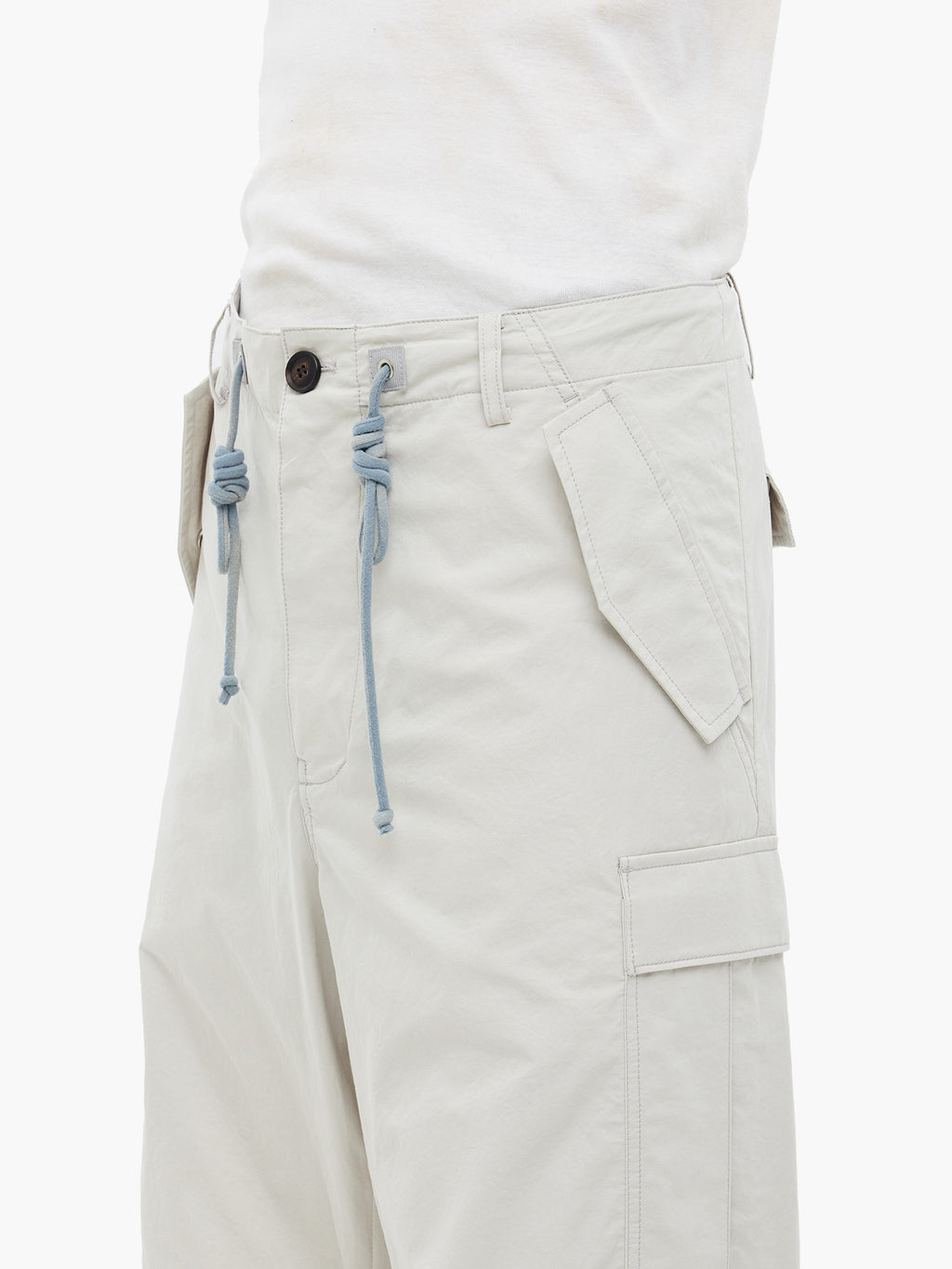 Jiyong Kim - Sun-Bleached Multi Pocket Pants (Light Grey) product image 6 | TRAB K-Fashion Australia